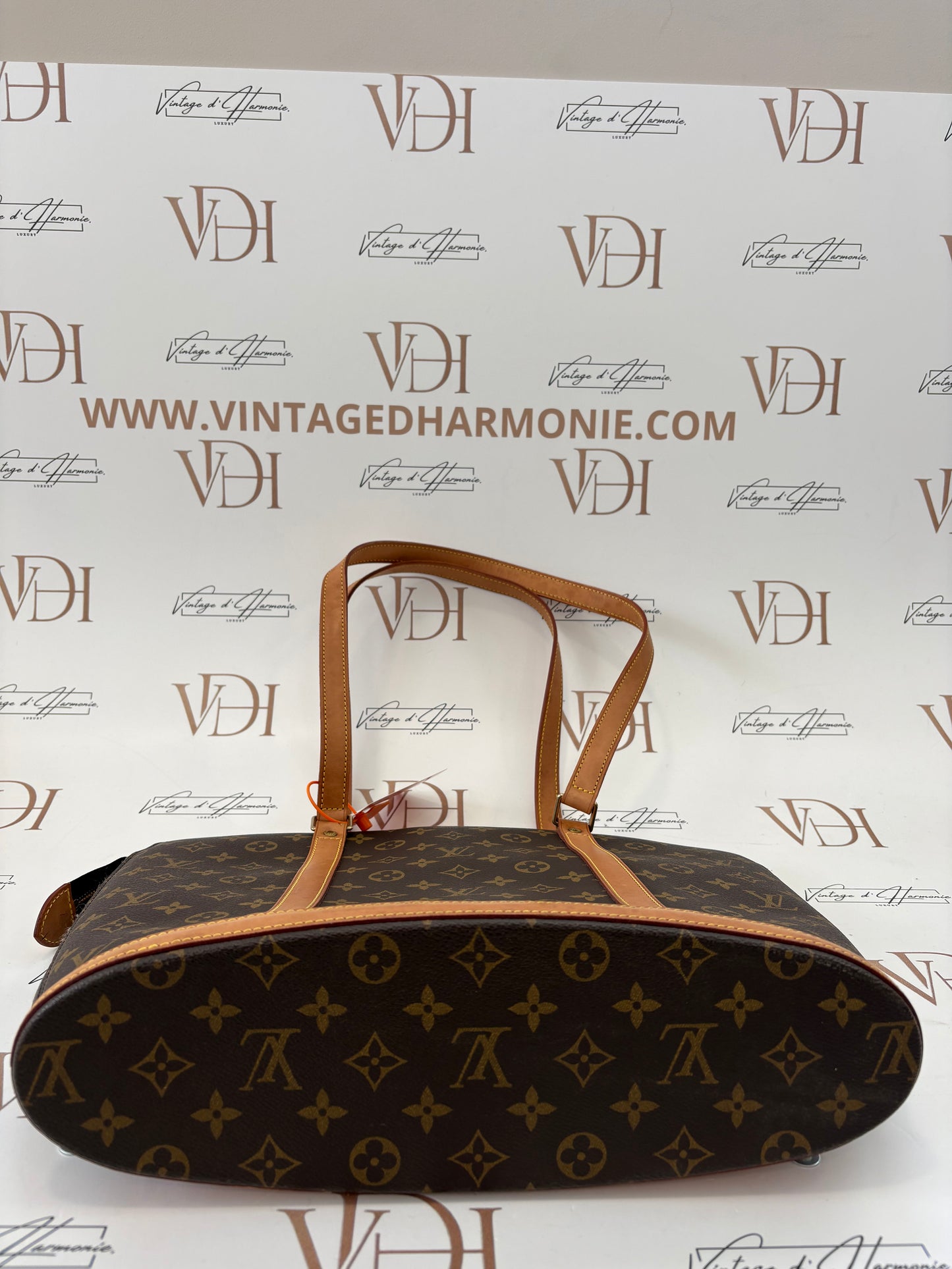 018719 - Louis Vuitton Babylone