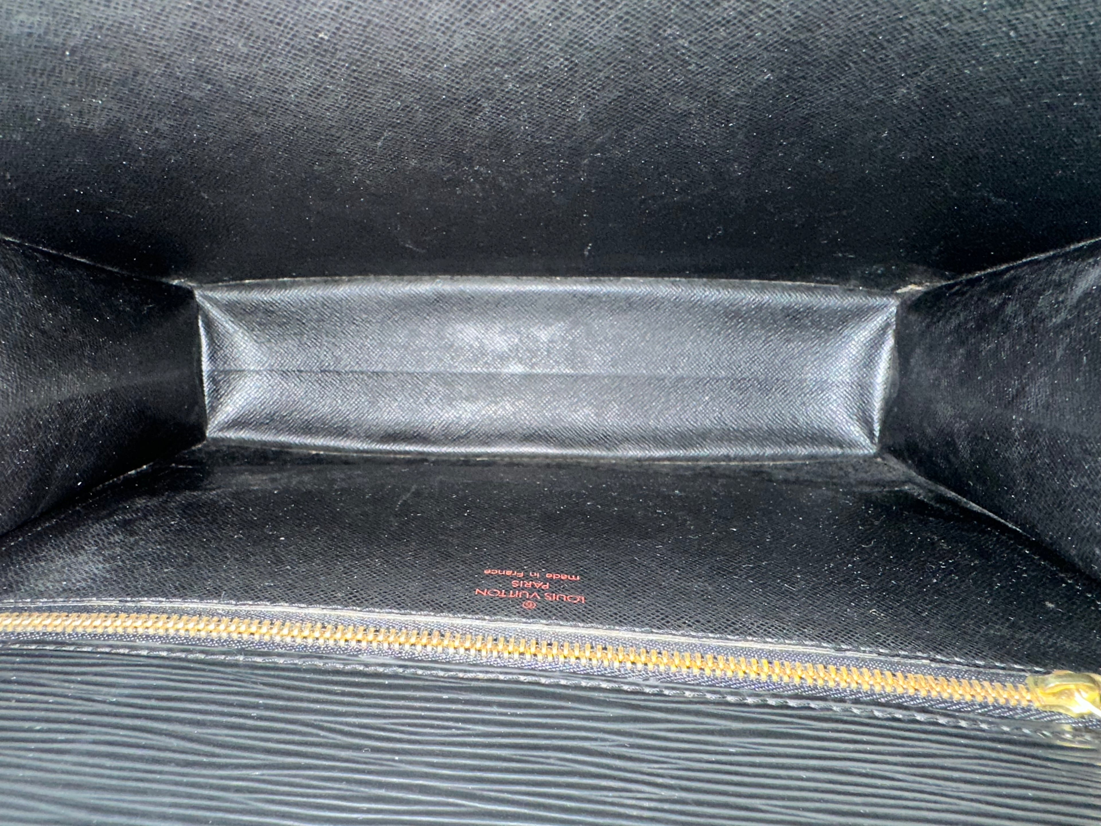 Louis Vuitton Epi Black Monceau 28