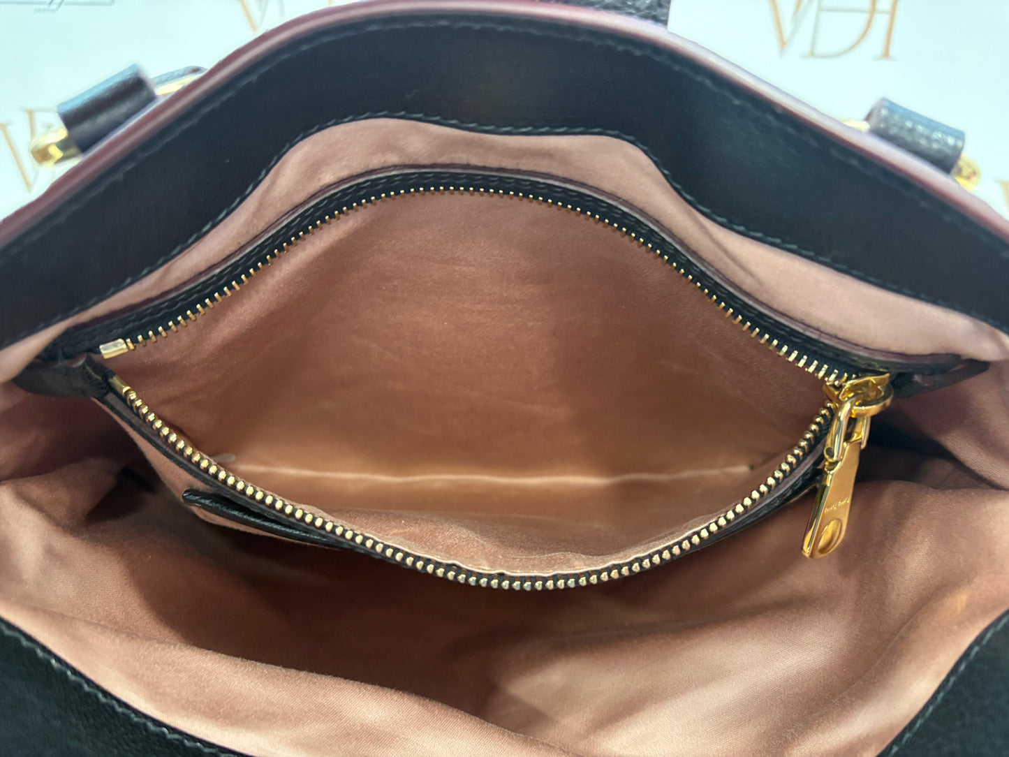 384329 - Miu Miu