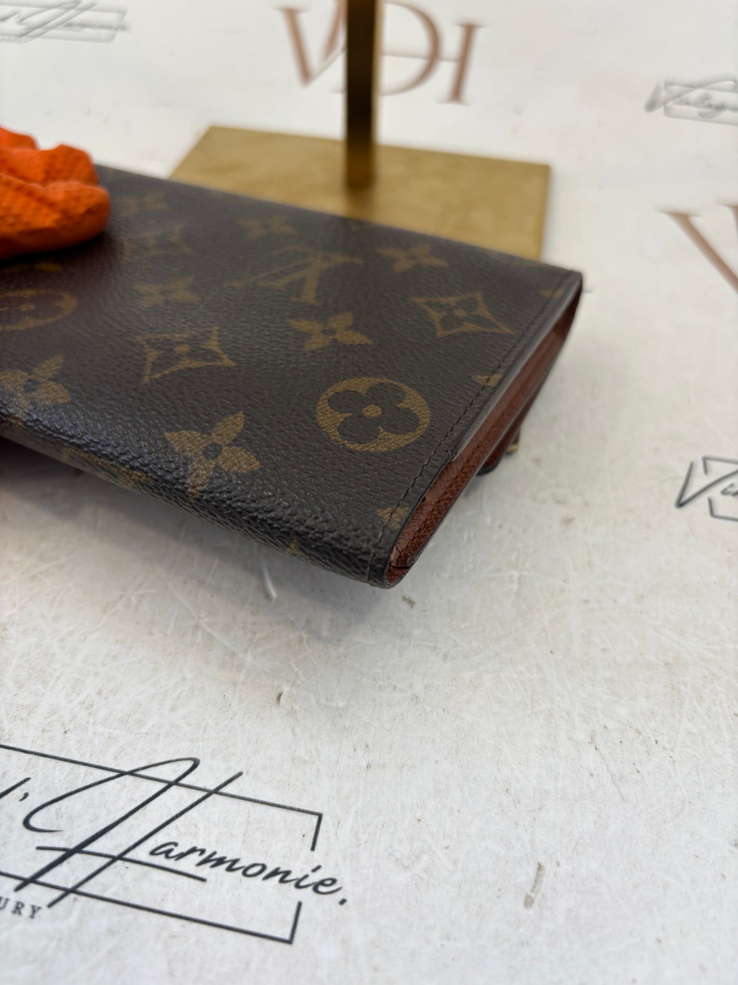 017066 - Louis Vuitton Wallet
