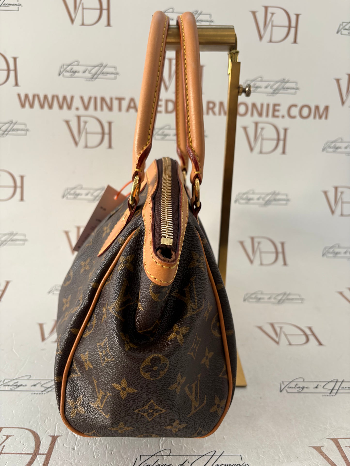 018870 - Louis Vuitton Tivoli PM