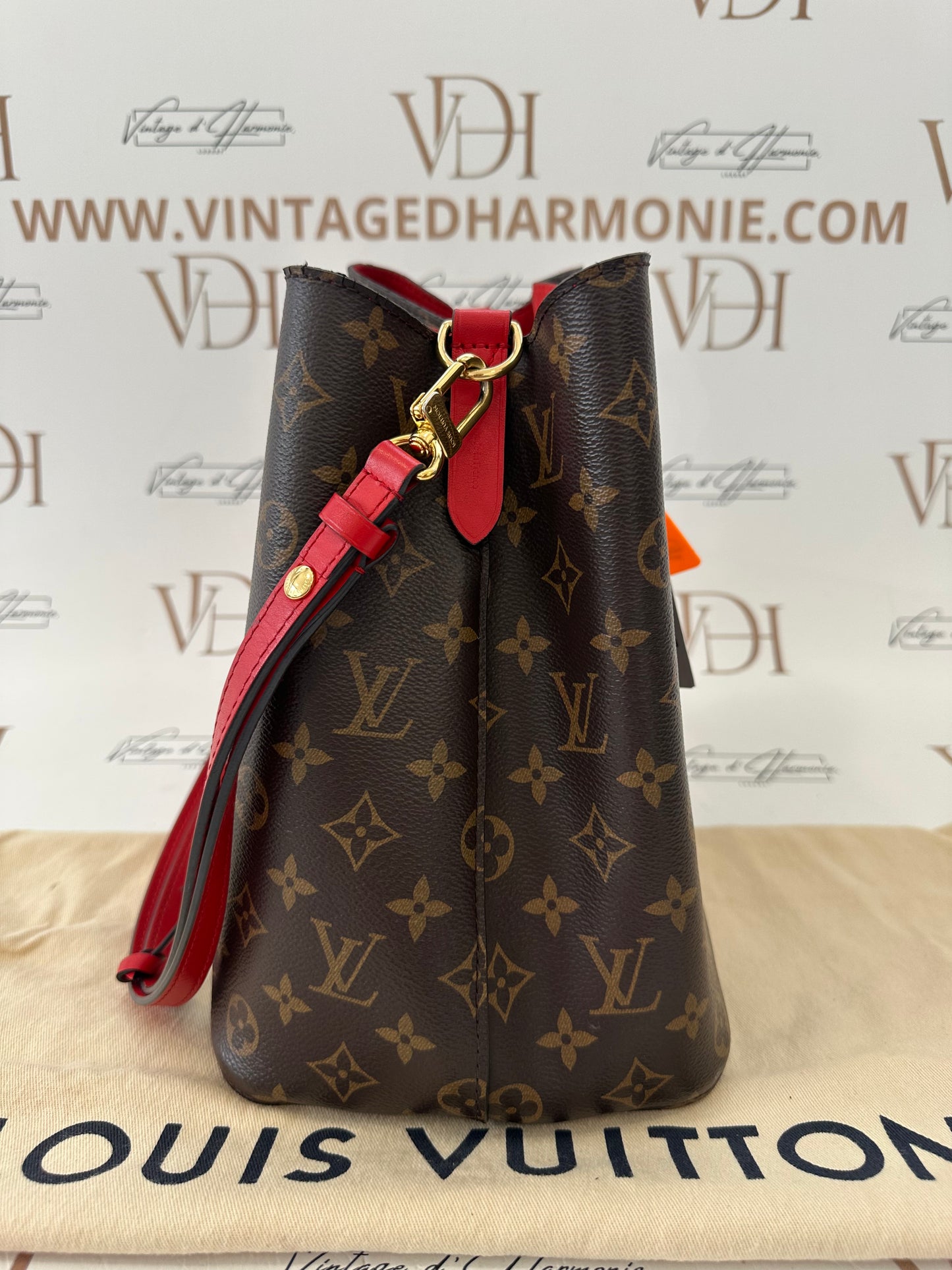 382435 - Louis Vuitton Neo Noé
