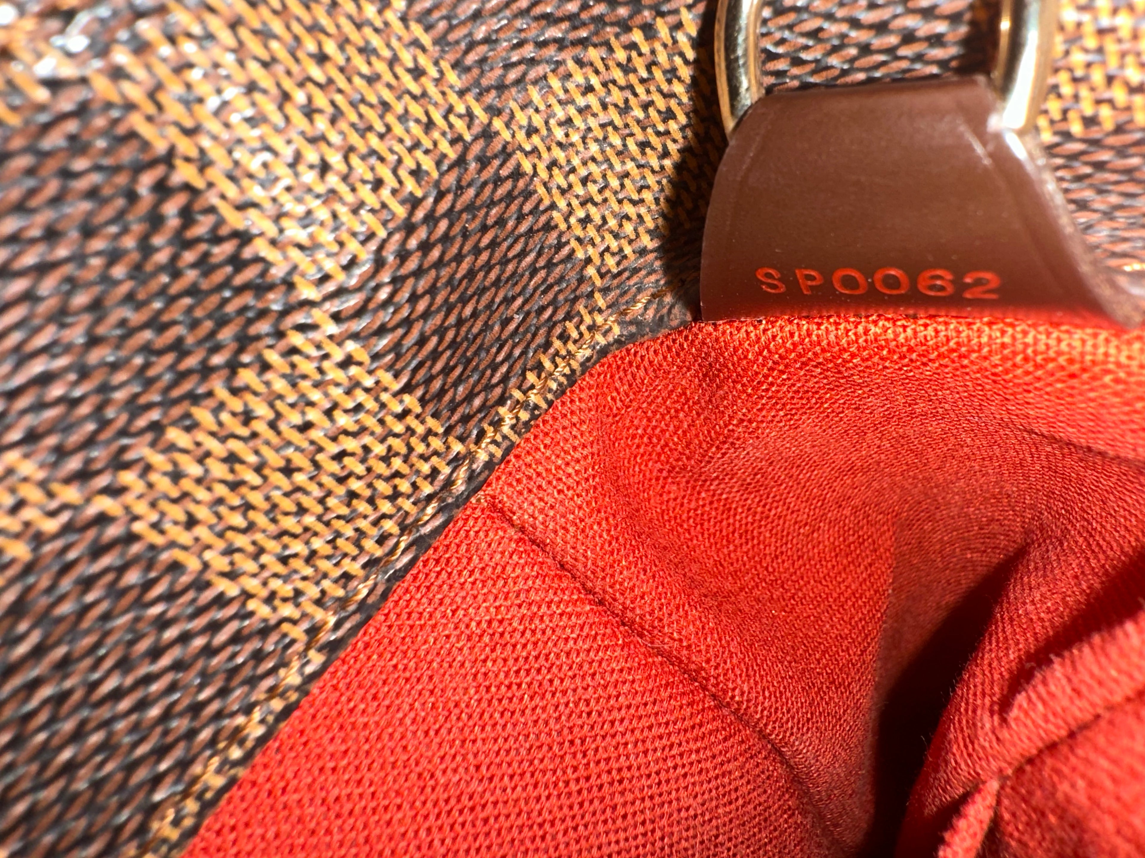 Louis Vuitton Bastille Damier