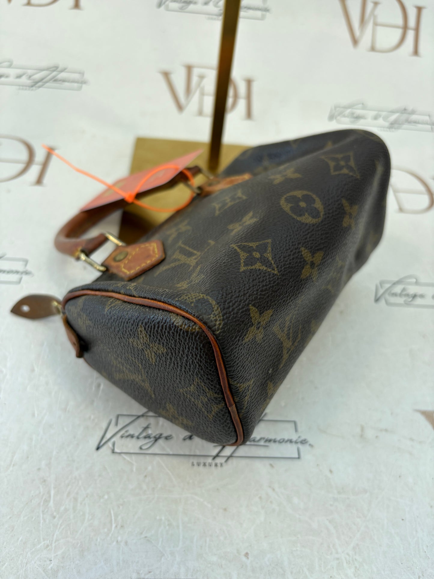 018358 - Louis Vuitton Speedy Nano