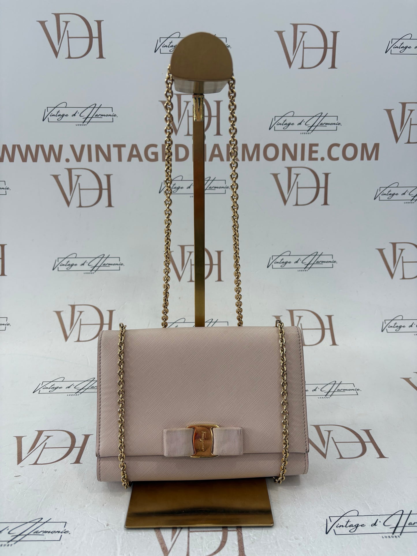 384178 - Salvatore Ferragamo Vara