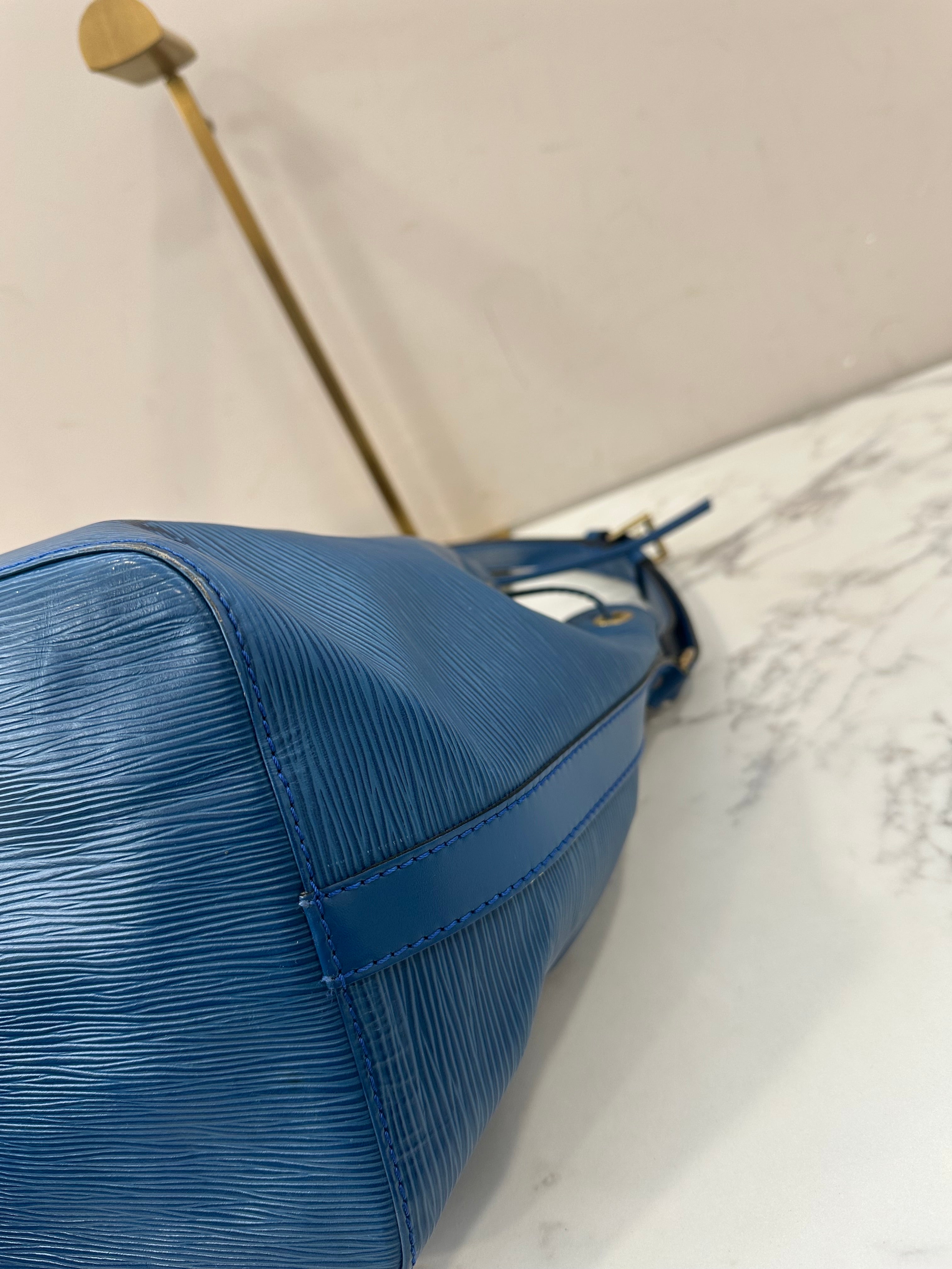 Louis Vuitton Petite Noé  Epi Blue