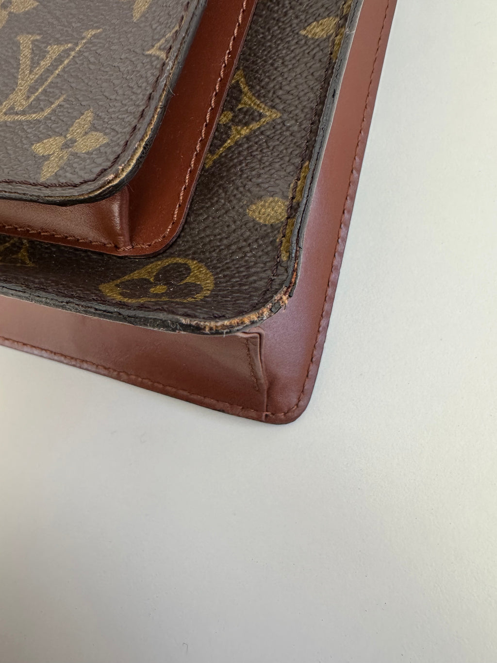 Louis Vuitton Monceau 28