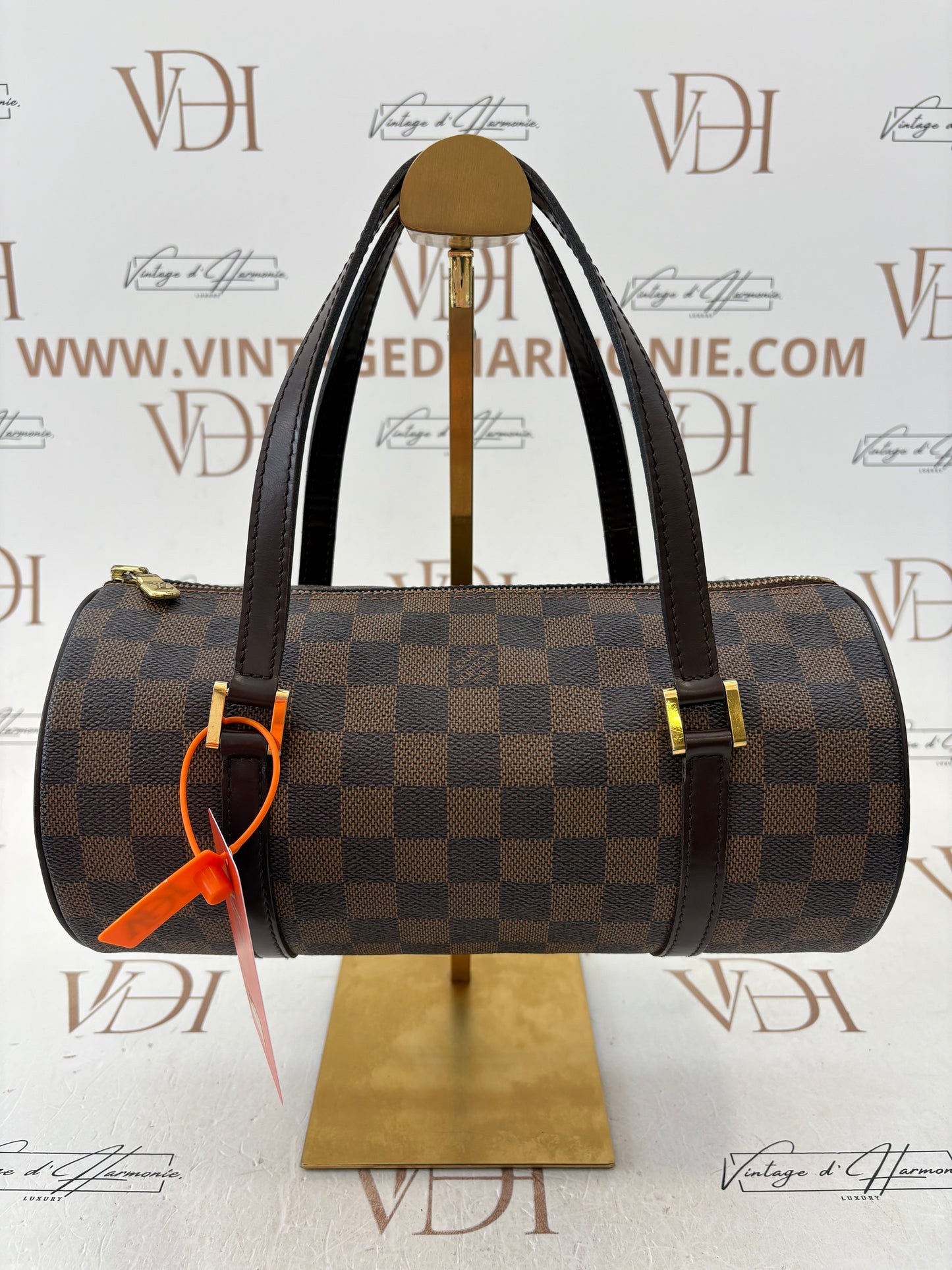 018397 - Louis Vuitton Papillon 26