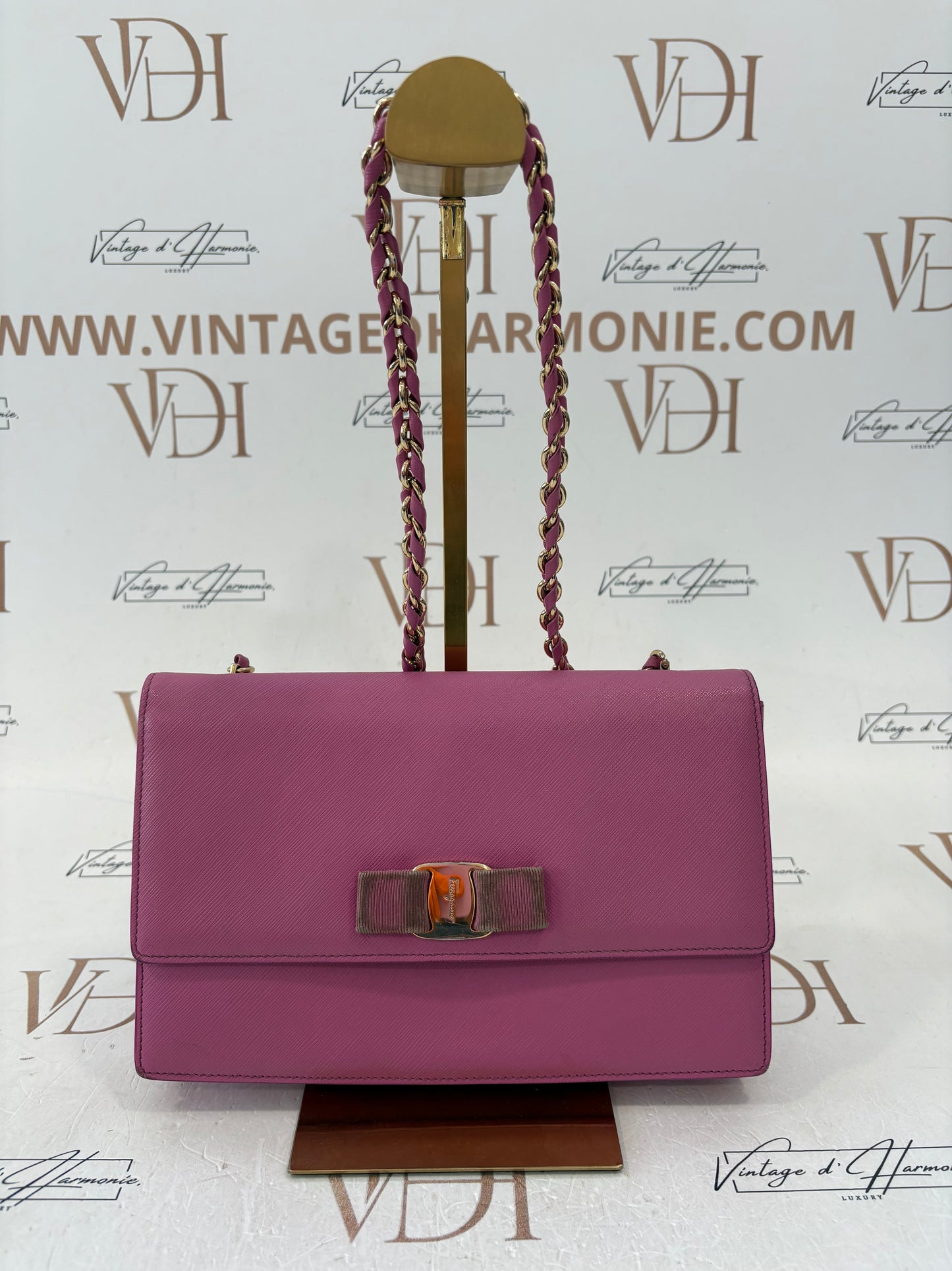 384182 - Salvatore Ferragamo Vara