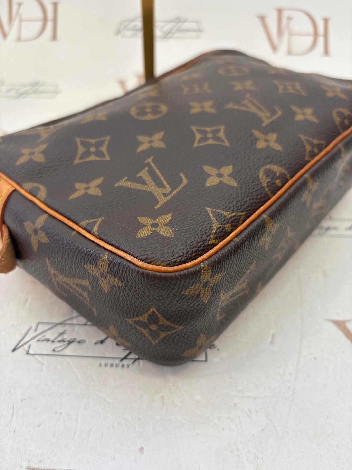 018678 - Louis Vuitton Compiegne 23