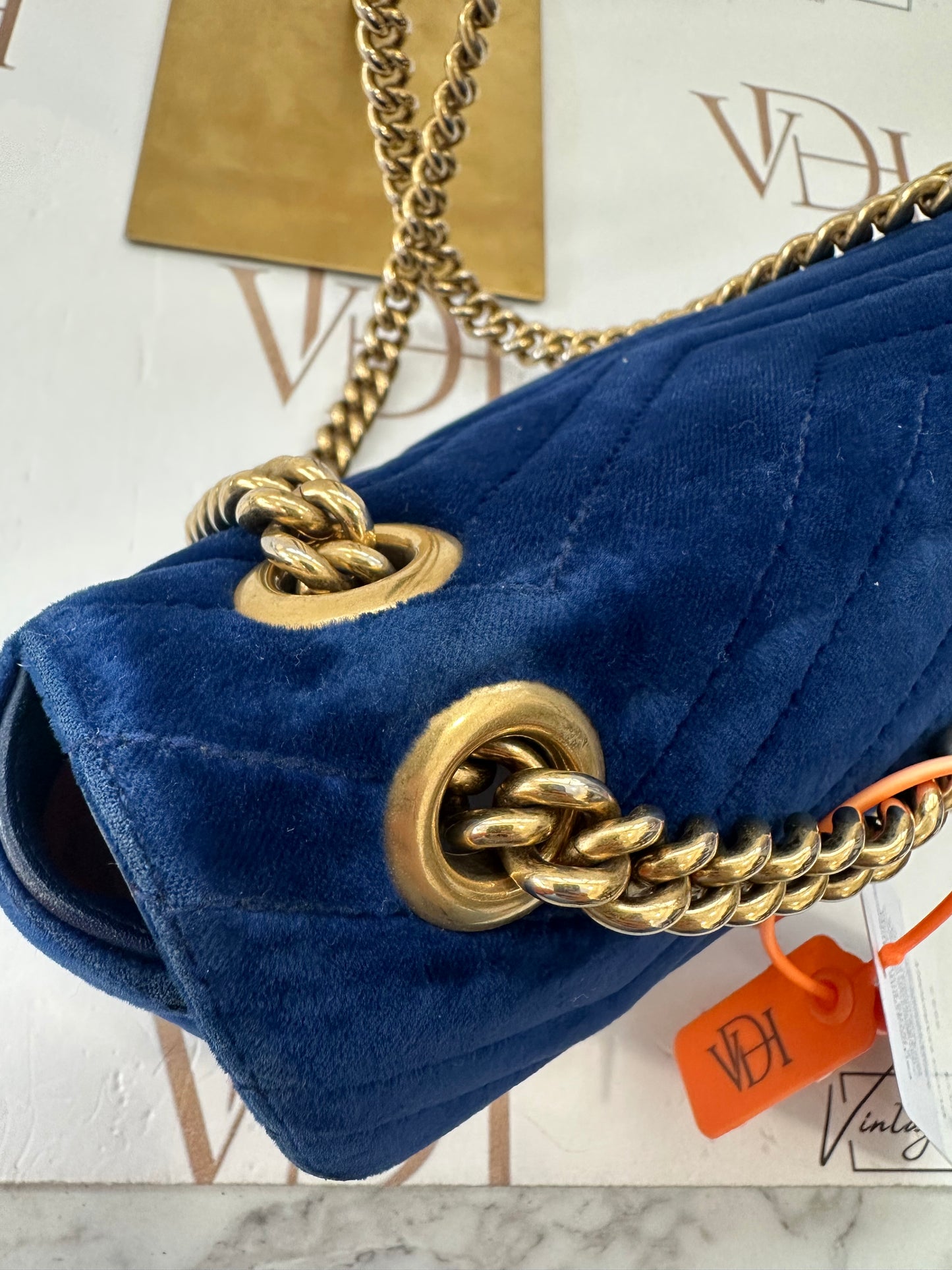 382473 - Gucci Marmont