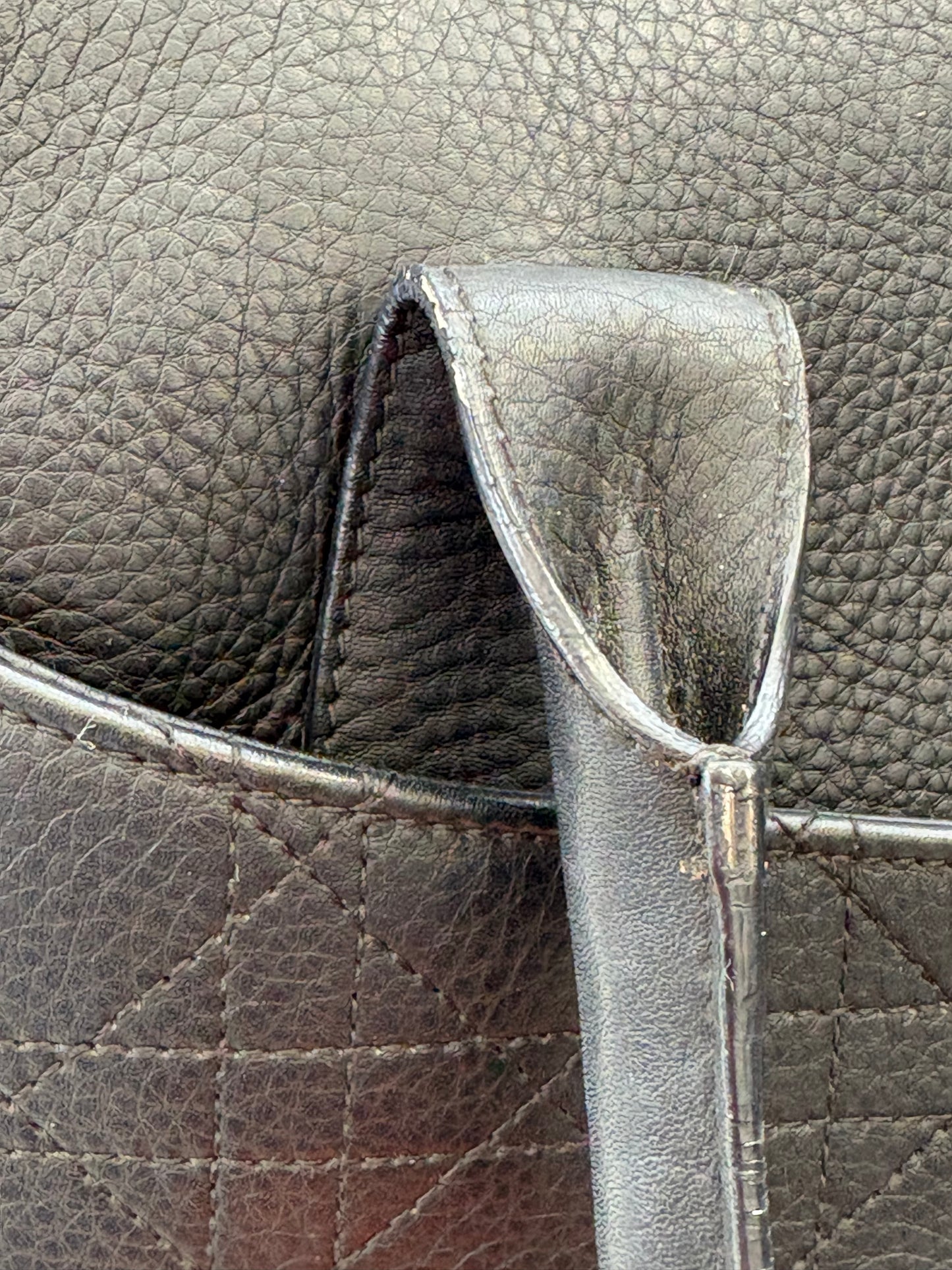 018113 - Christian Dior Black Leather Cannage Tote