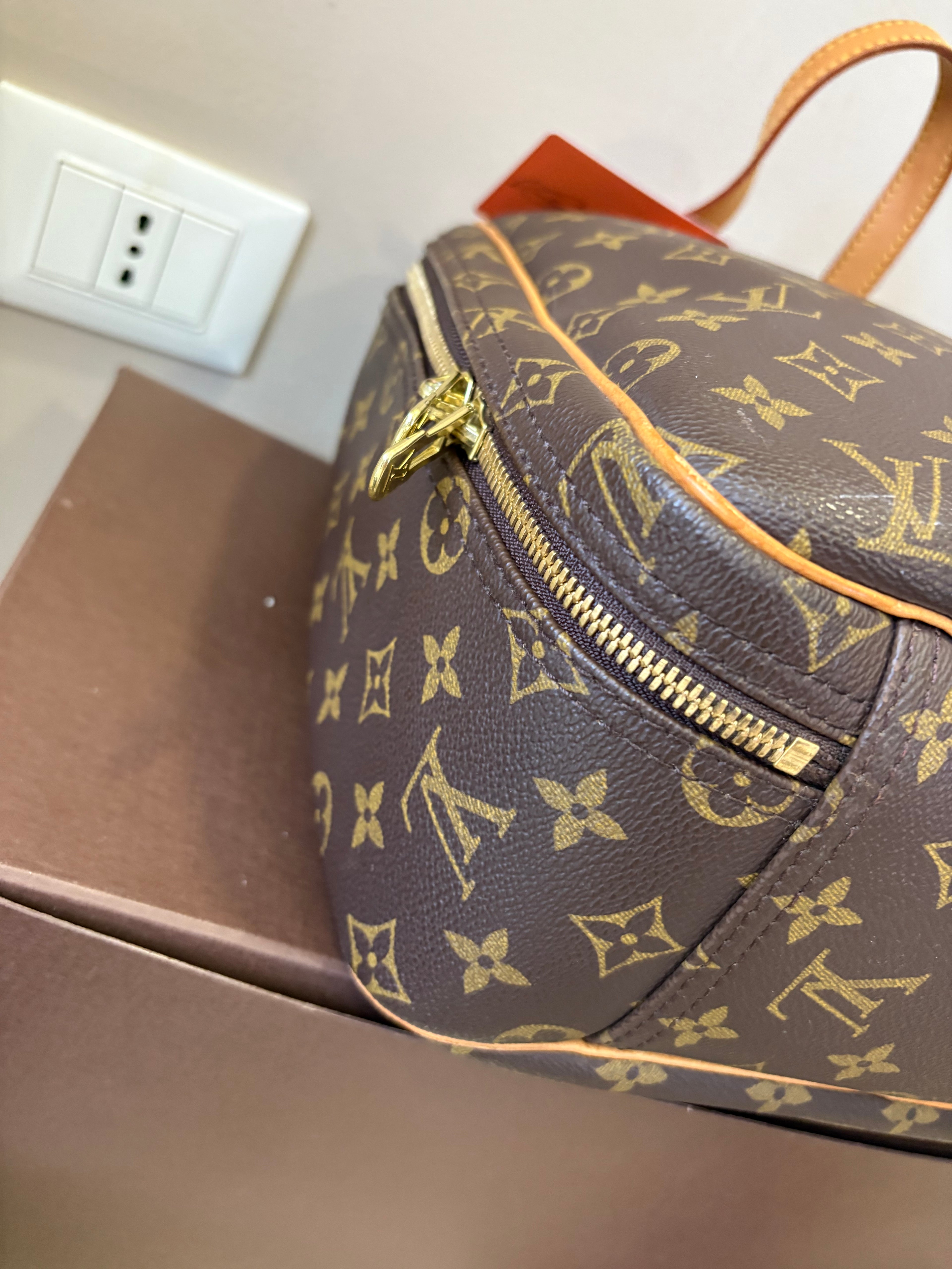 Louis Vuitton Excursion