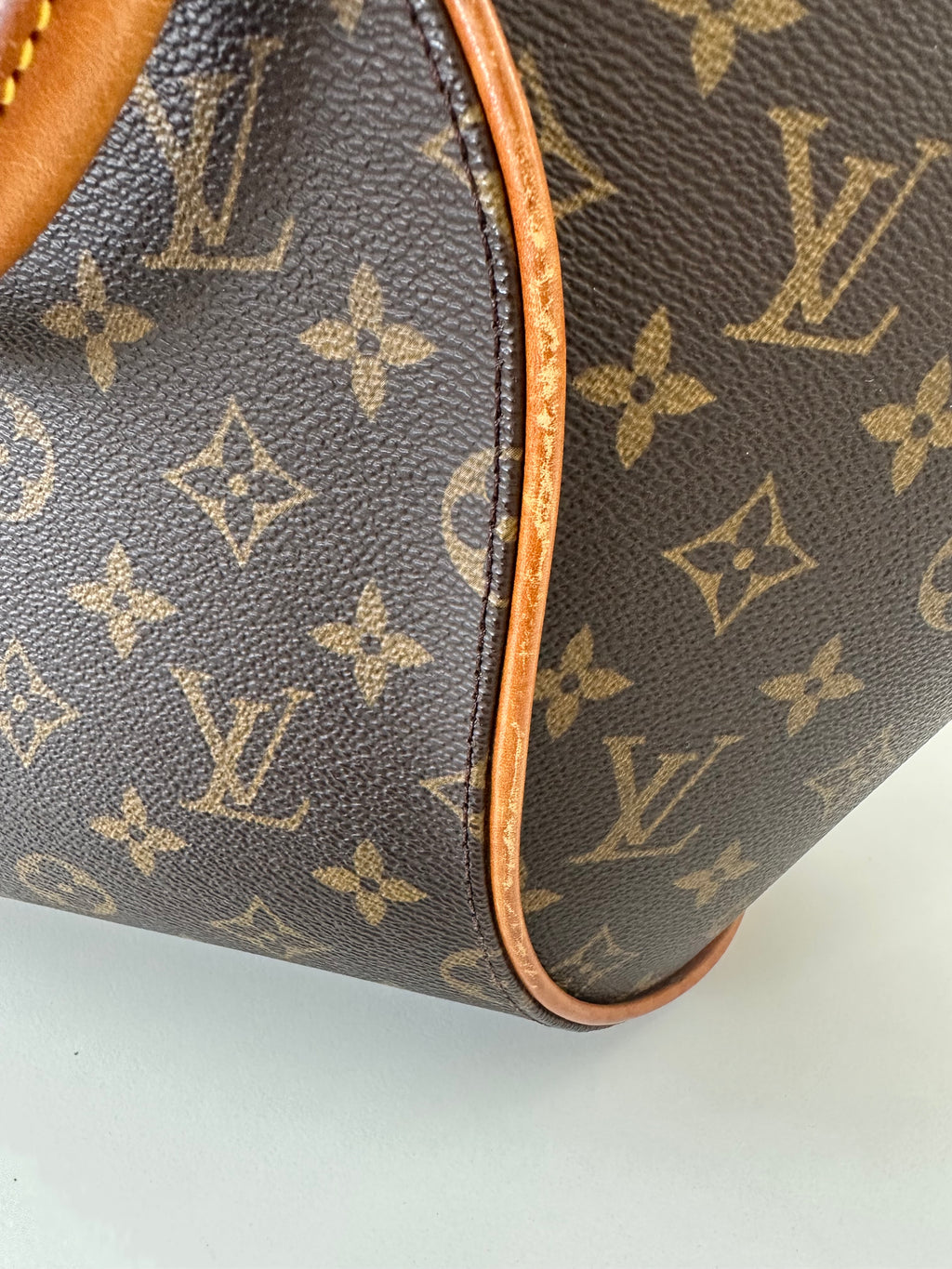 Louis Vuitton Ellipse MM