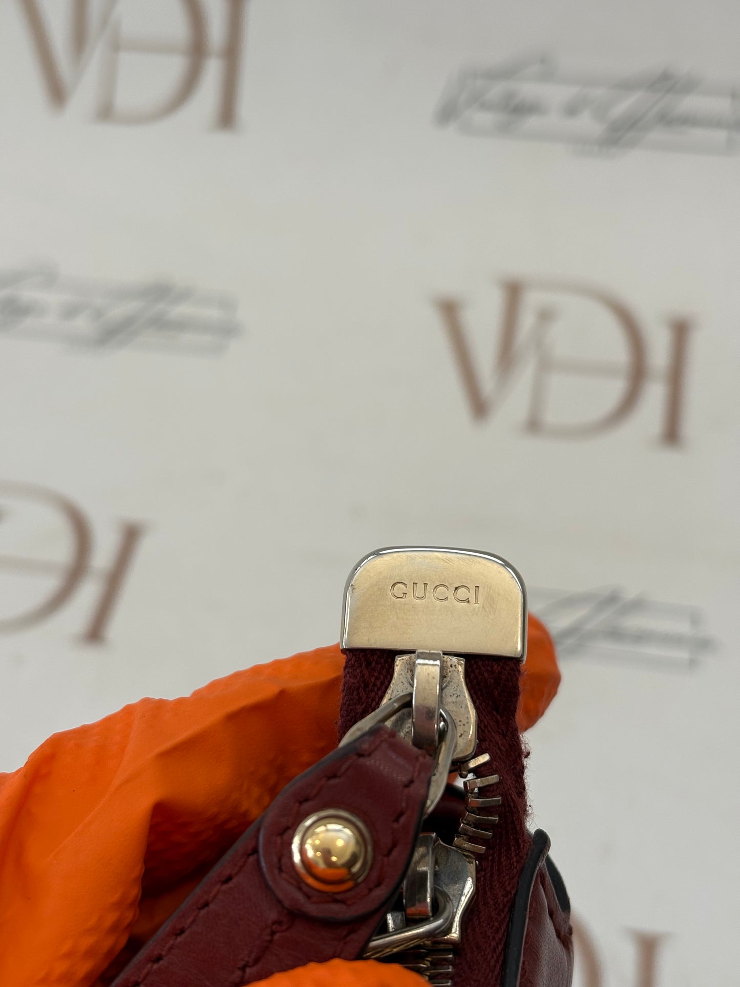 383800 - Gucci Sukey