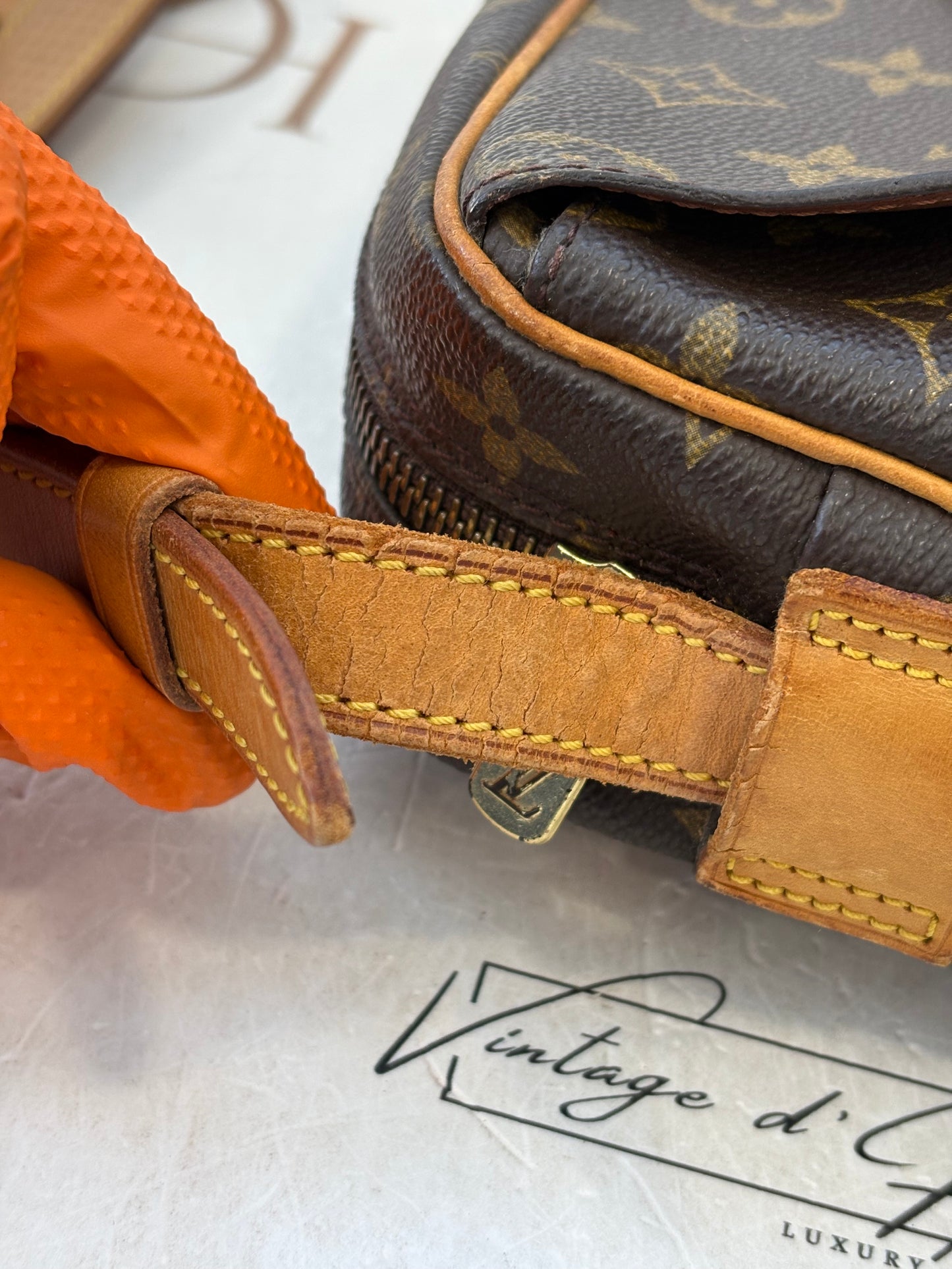 018968 - Louis Vuitton Jeune Fille GM