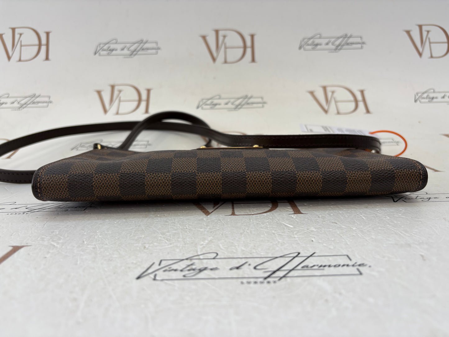 018422 - Louis Vuitton Eva