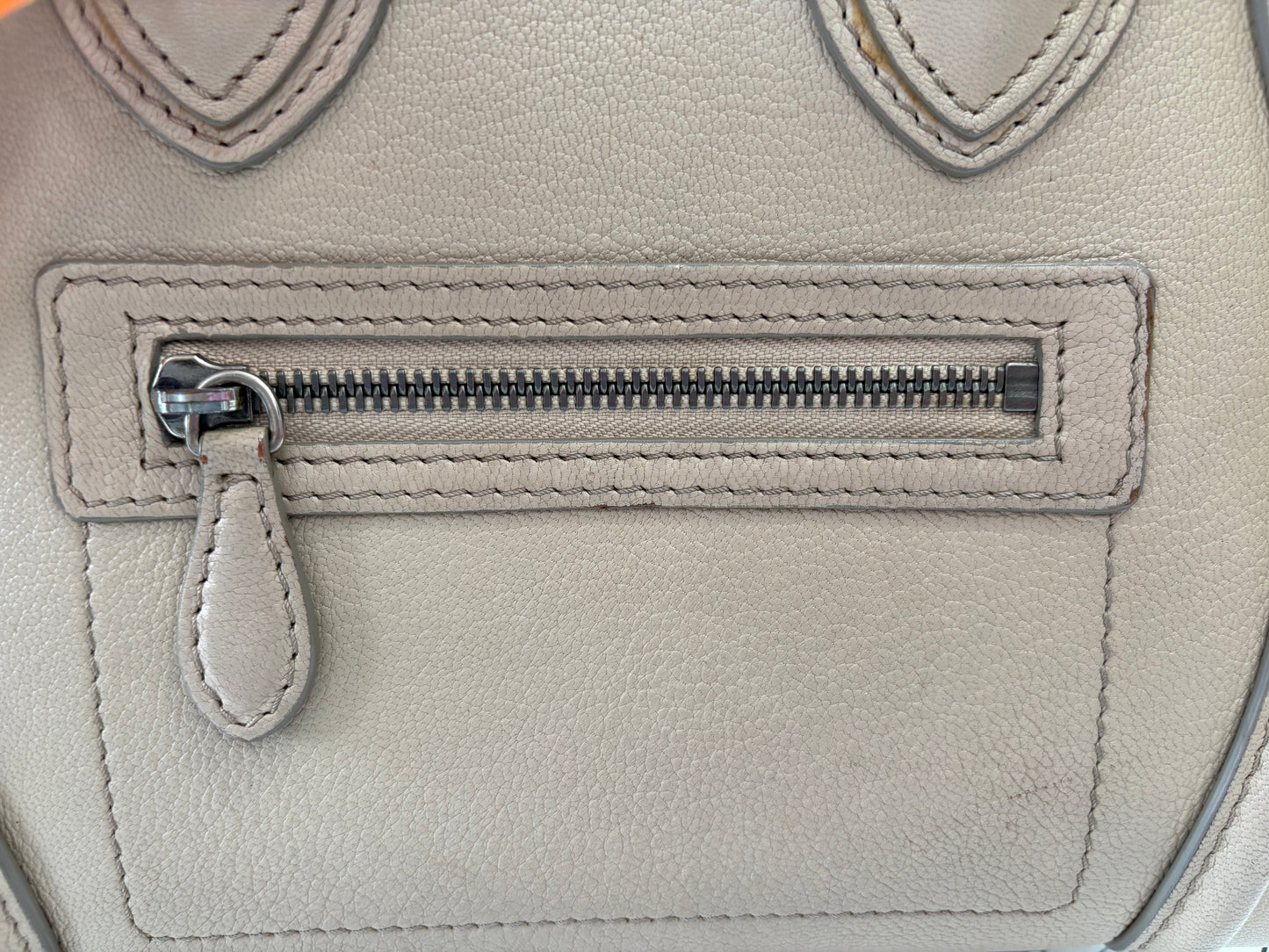 200849 - Céline luggage