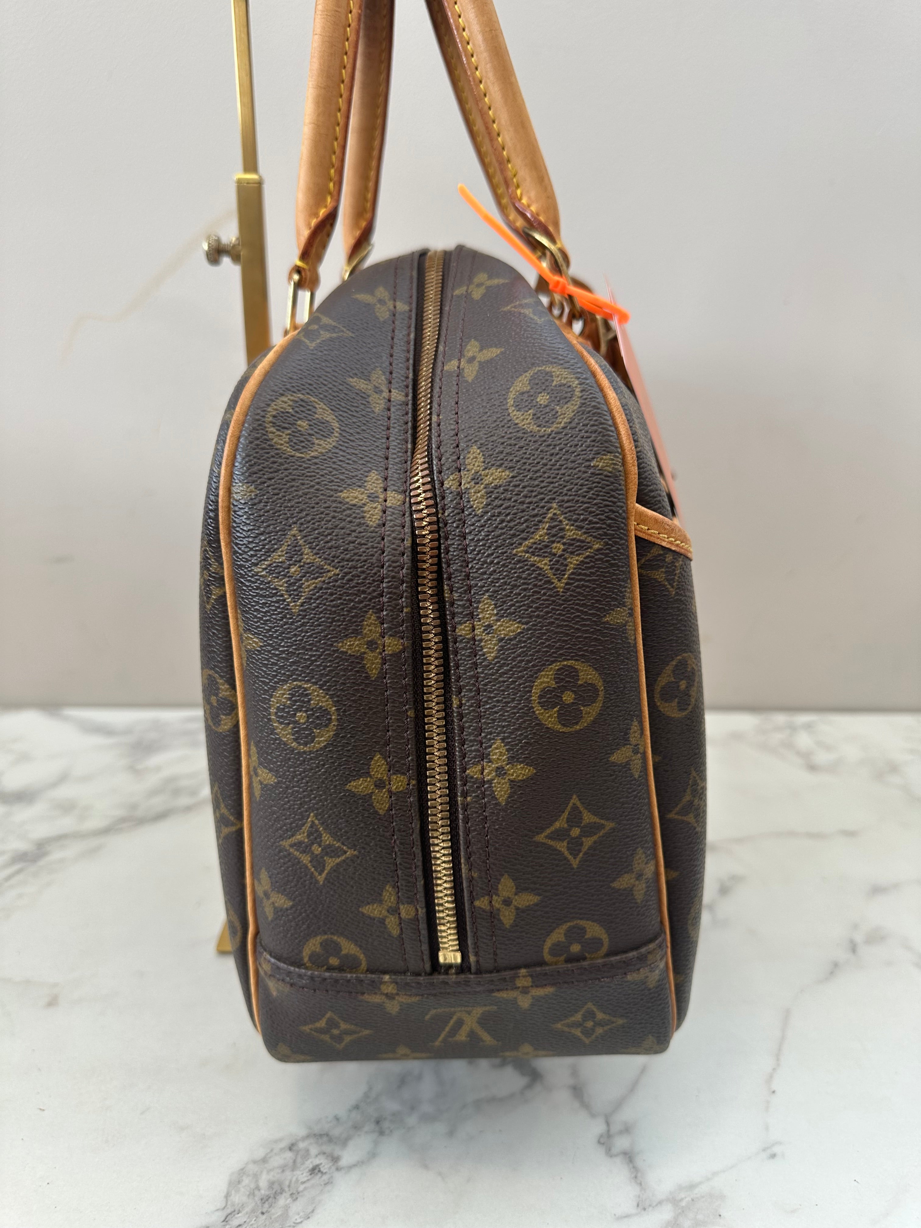 Louis Vuitton Deauville