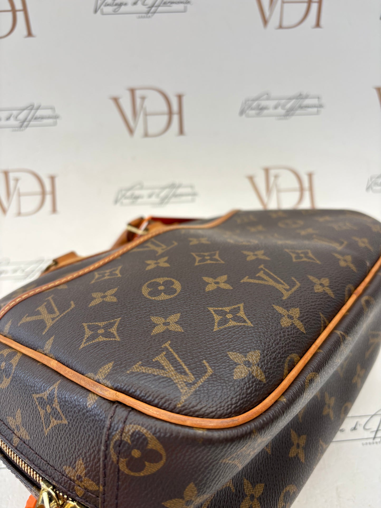 018090 - Louis Vuitton Trouville