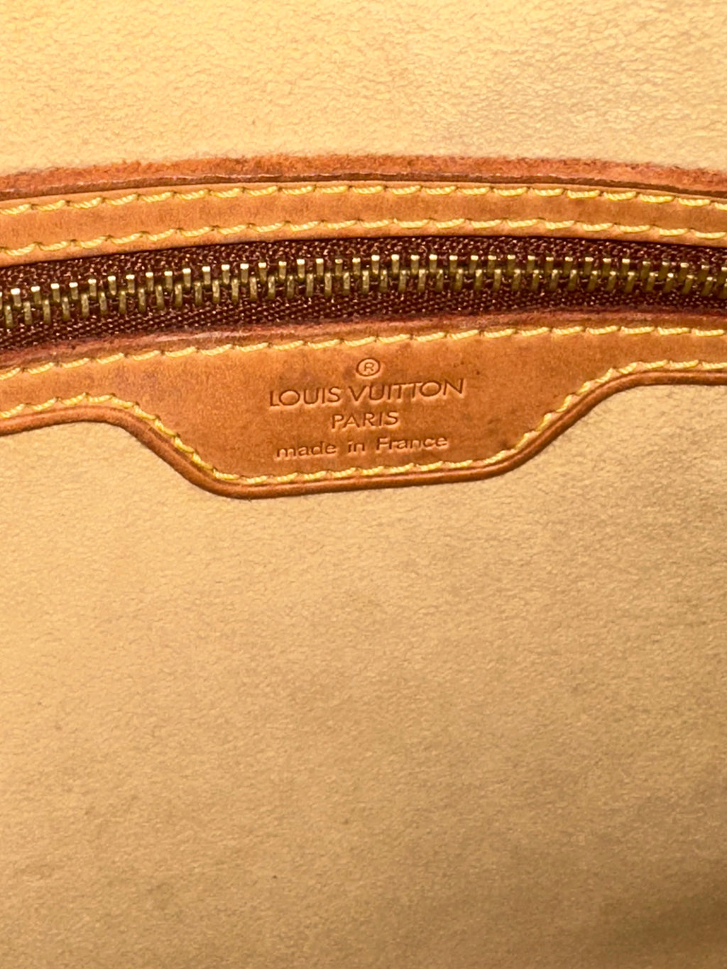 Louis Vuitton Looping GM