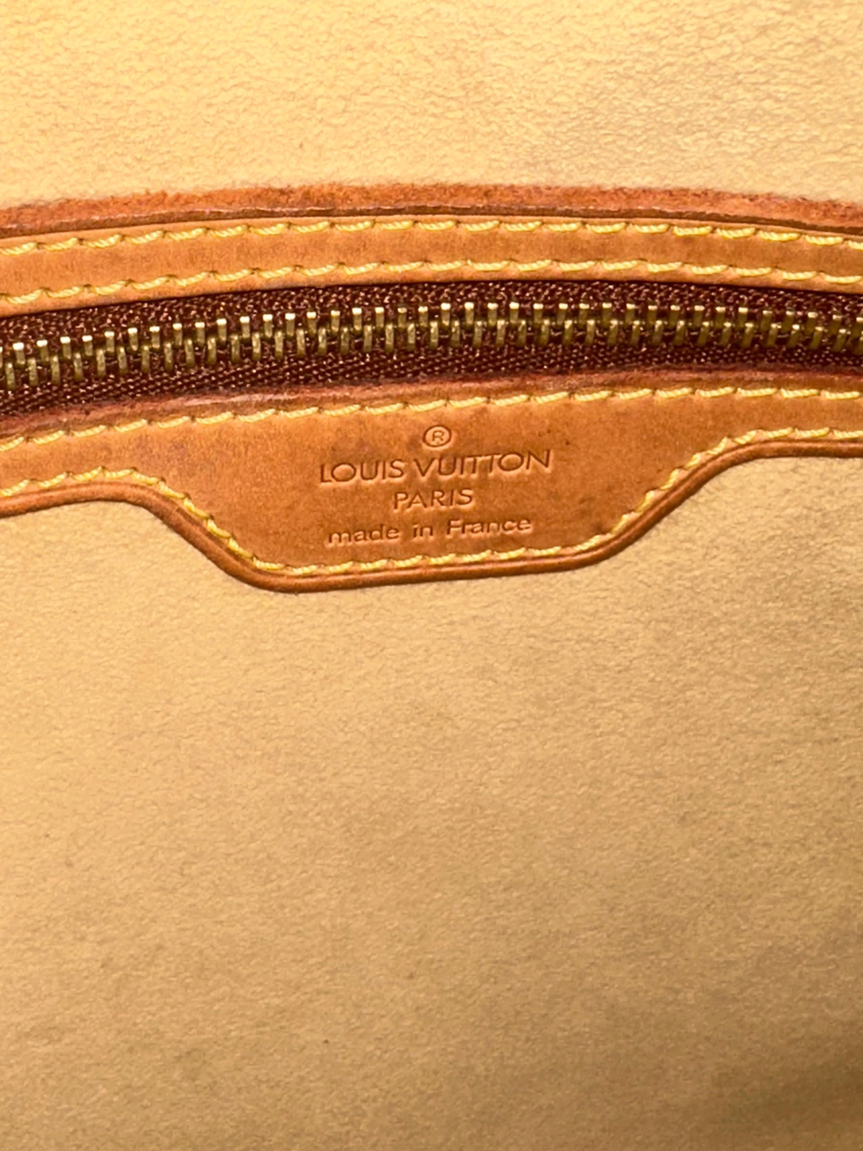 Louis Vuitton Looping GM