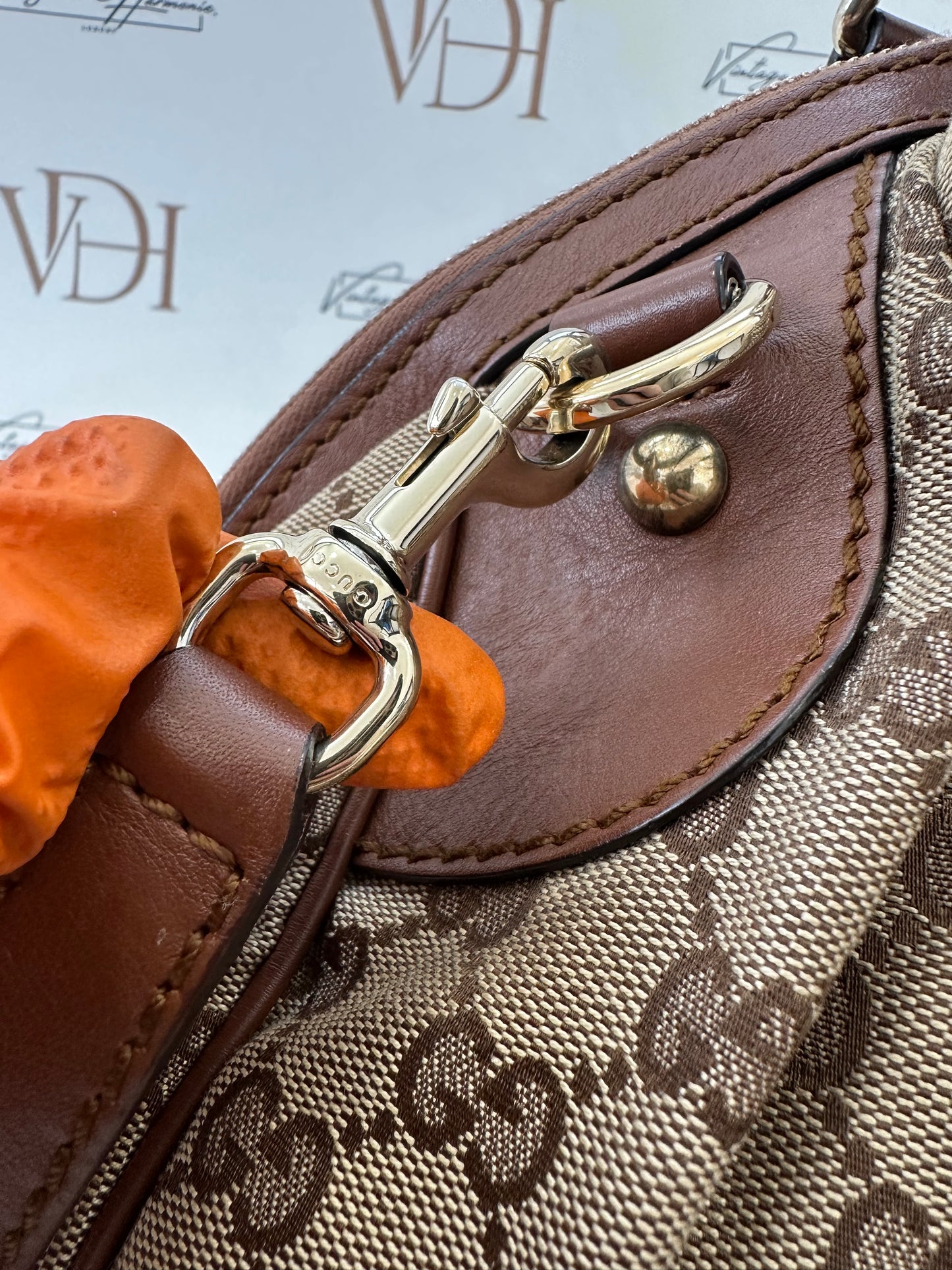 382476 - Gucci Sukey