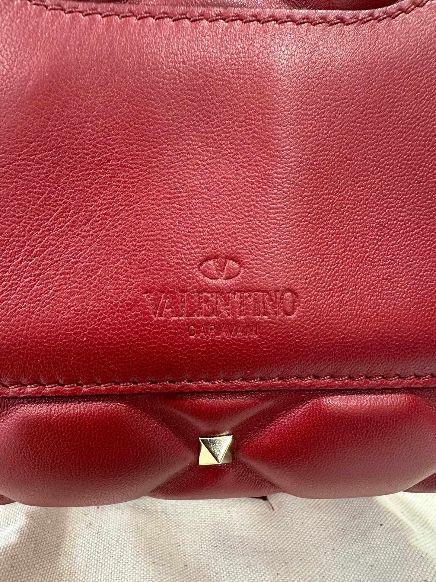 382940 - Valentino Candystud