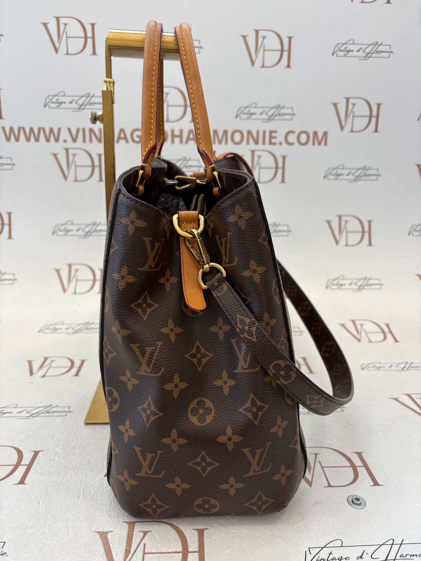 383765 - Louis Vuitton Montaigne GM