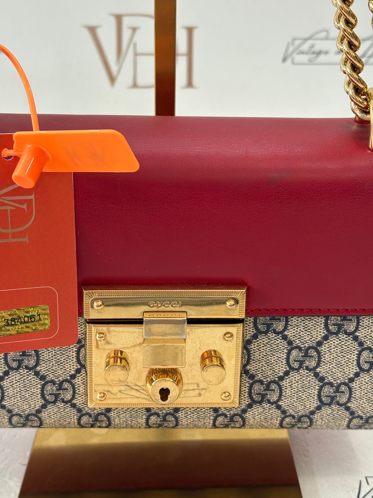 384061 - Gucci Padlock