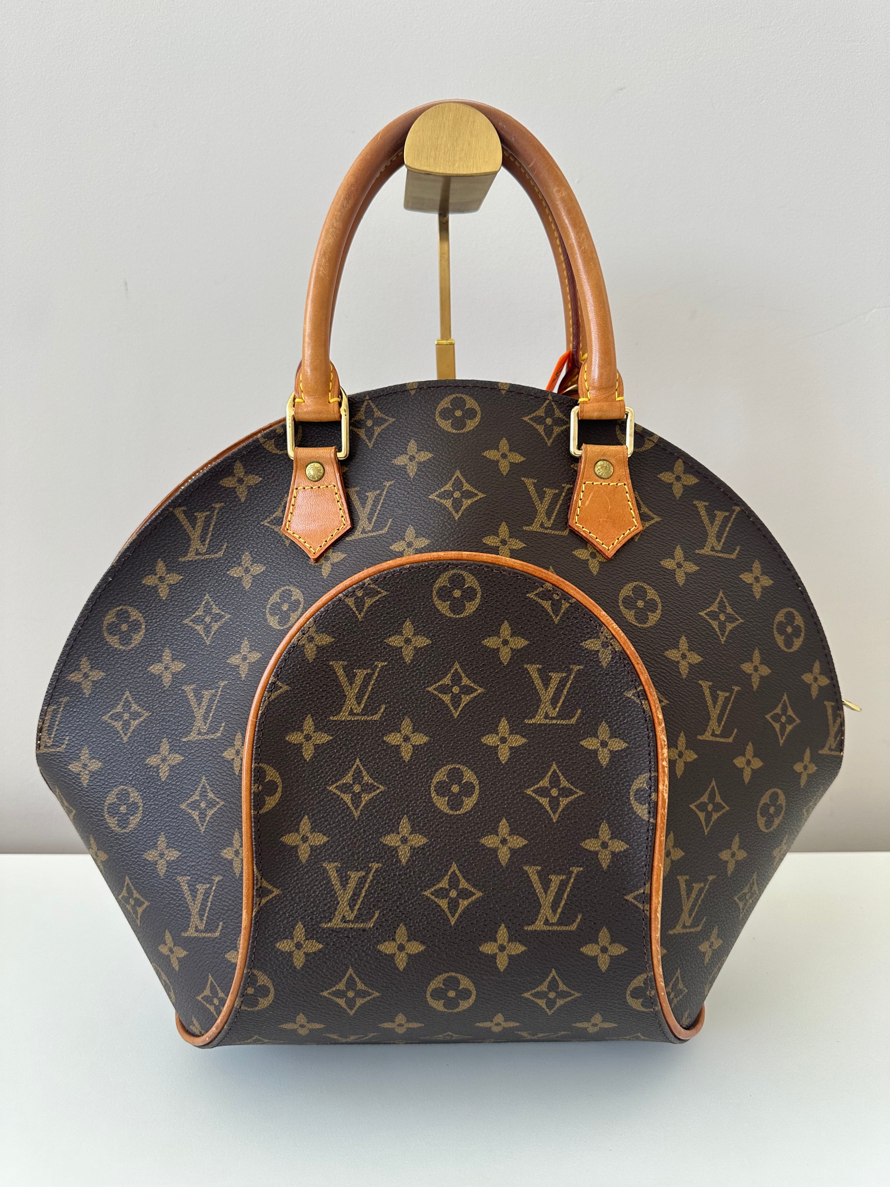 Louis Vuitton Ellipse MM