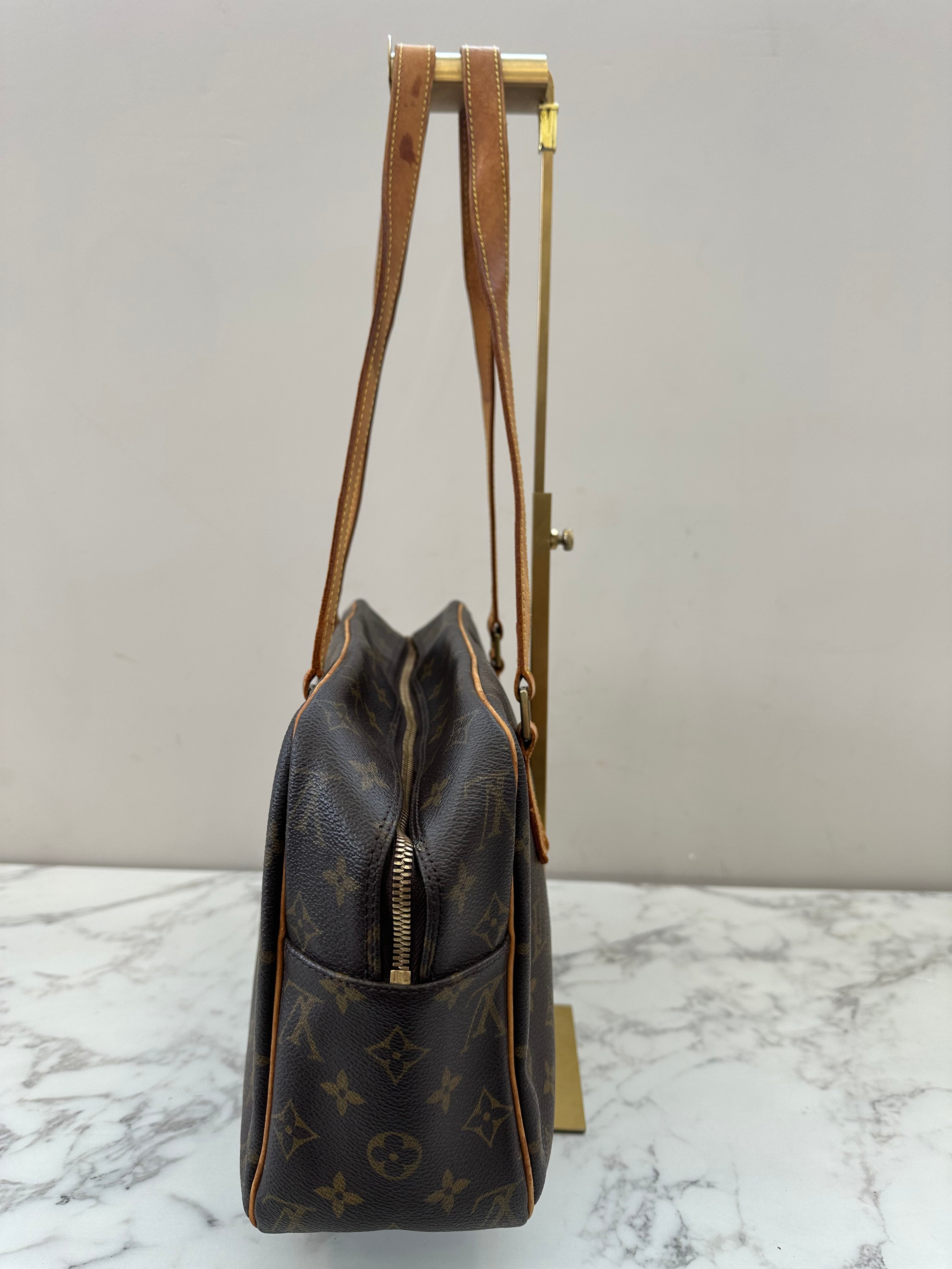 Louis Vuitton Cite GM