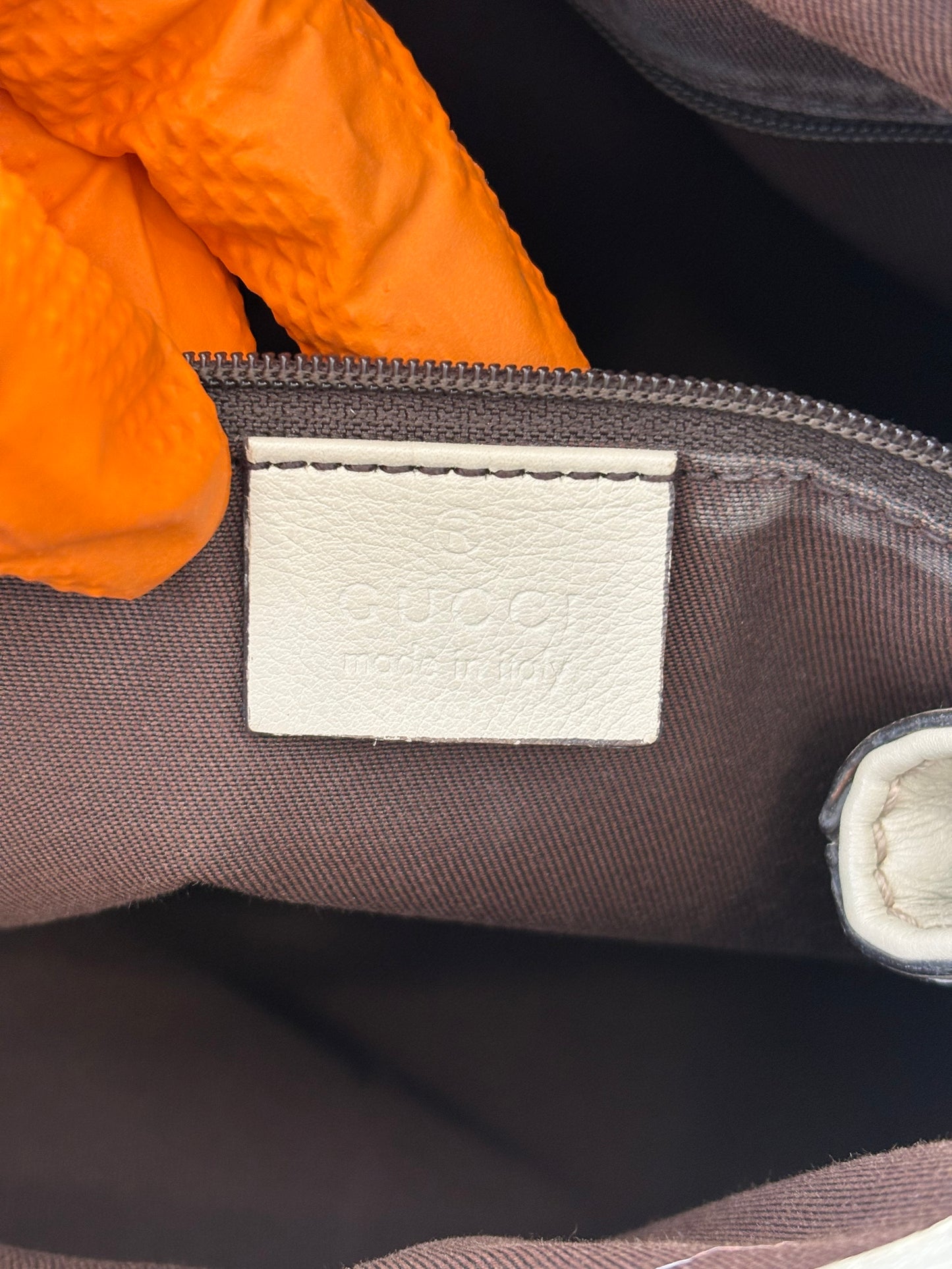 383434 - Gucci Sukey