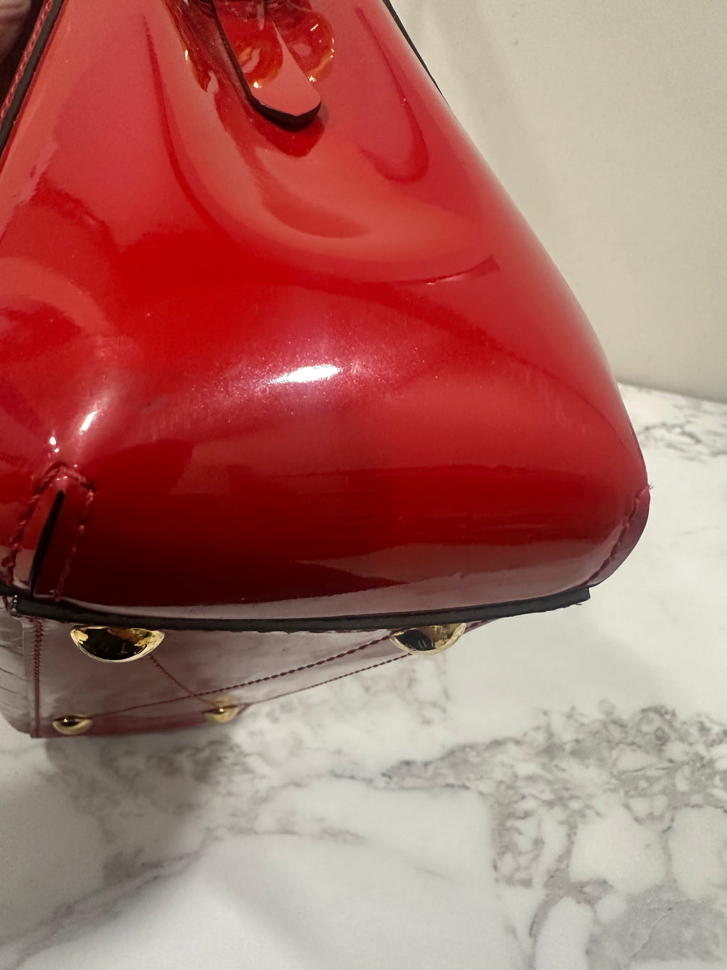 Louis Vuitton Montaigne Vernis Red