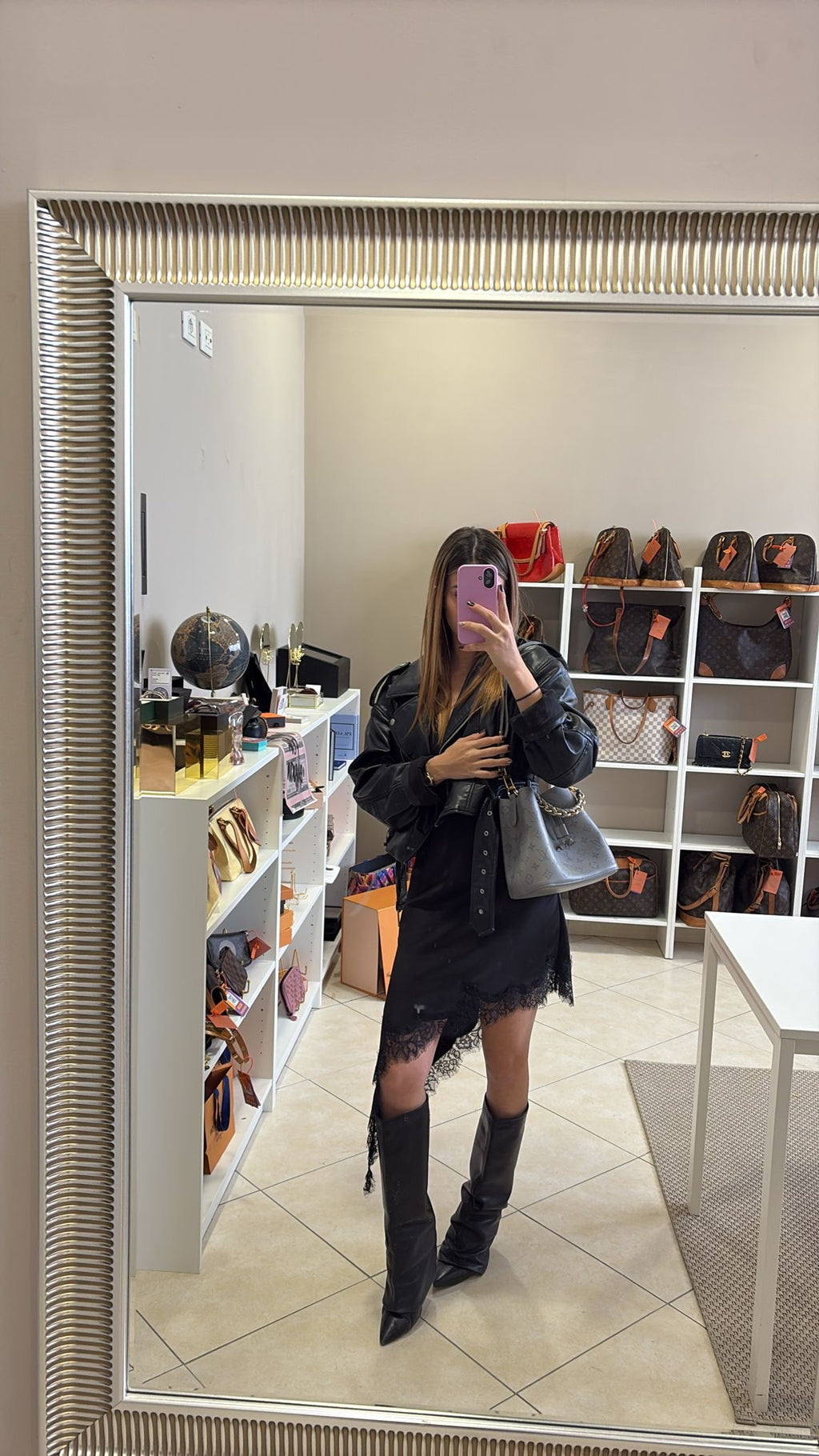 Louis Vuitton NeoNoé Gray