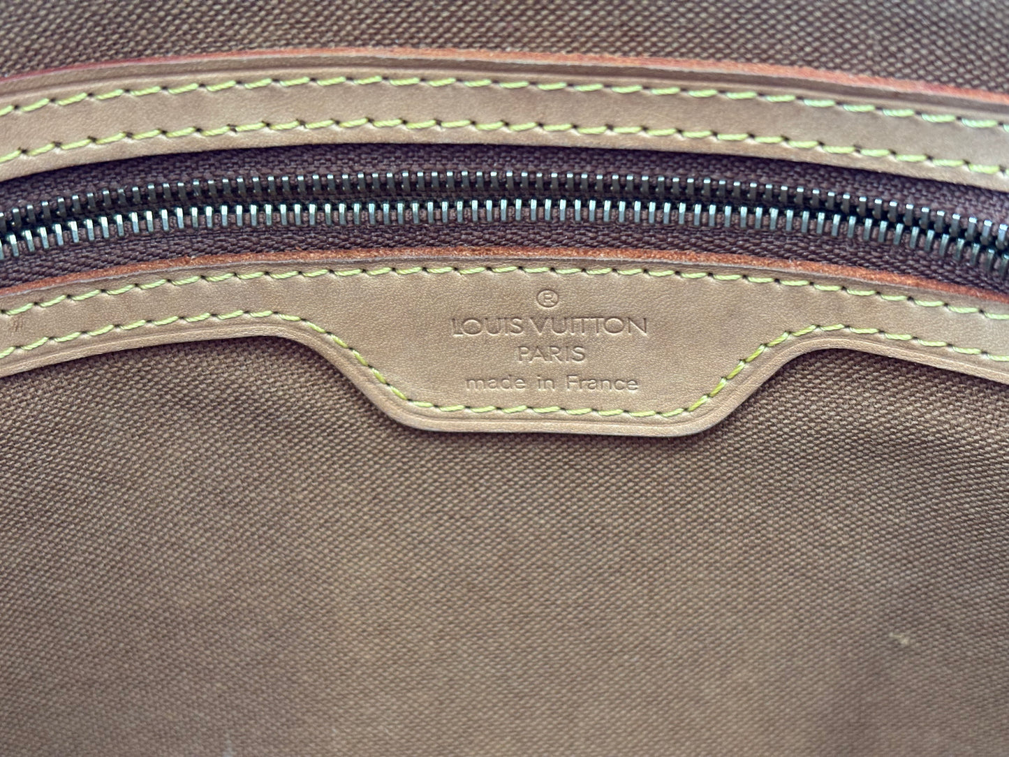 018343 - Louis Vuitton Cabas Piano