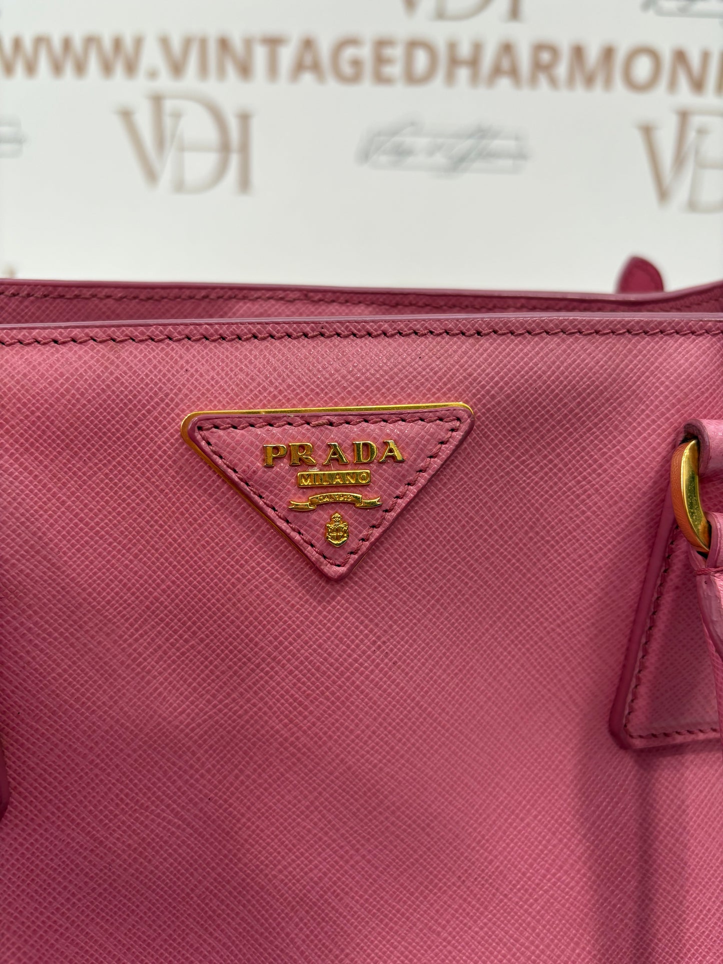 201016 - Prada Galleria Pink