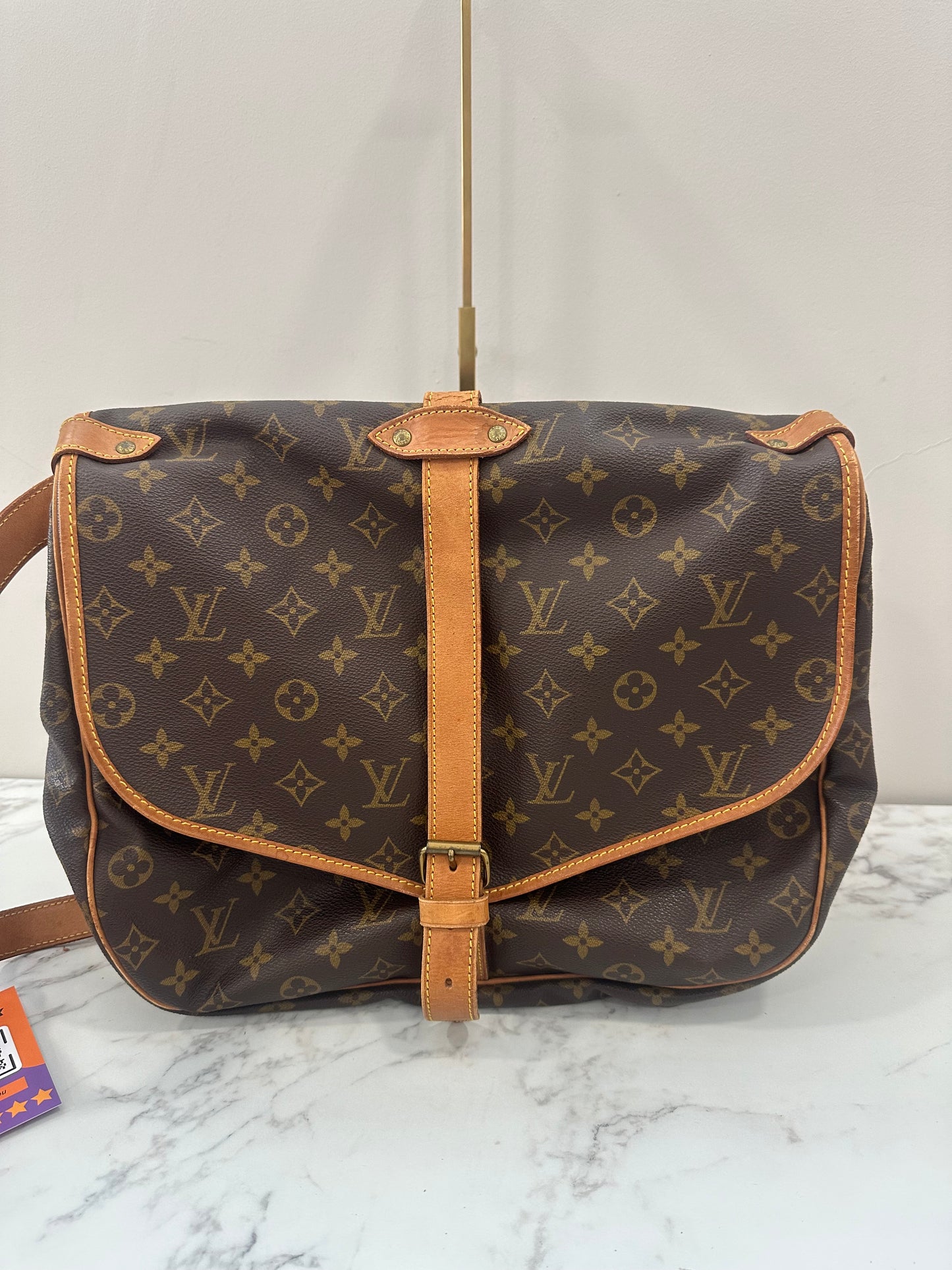 Louis Vuitton Saumur 35
