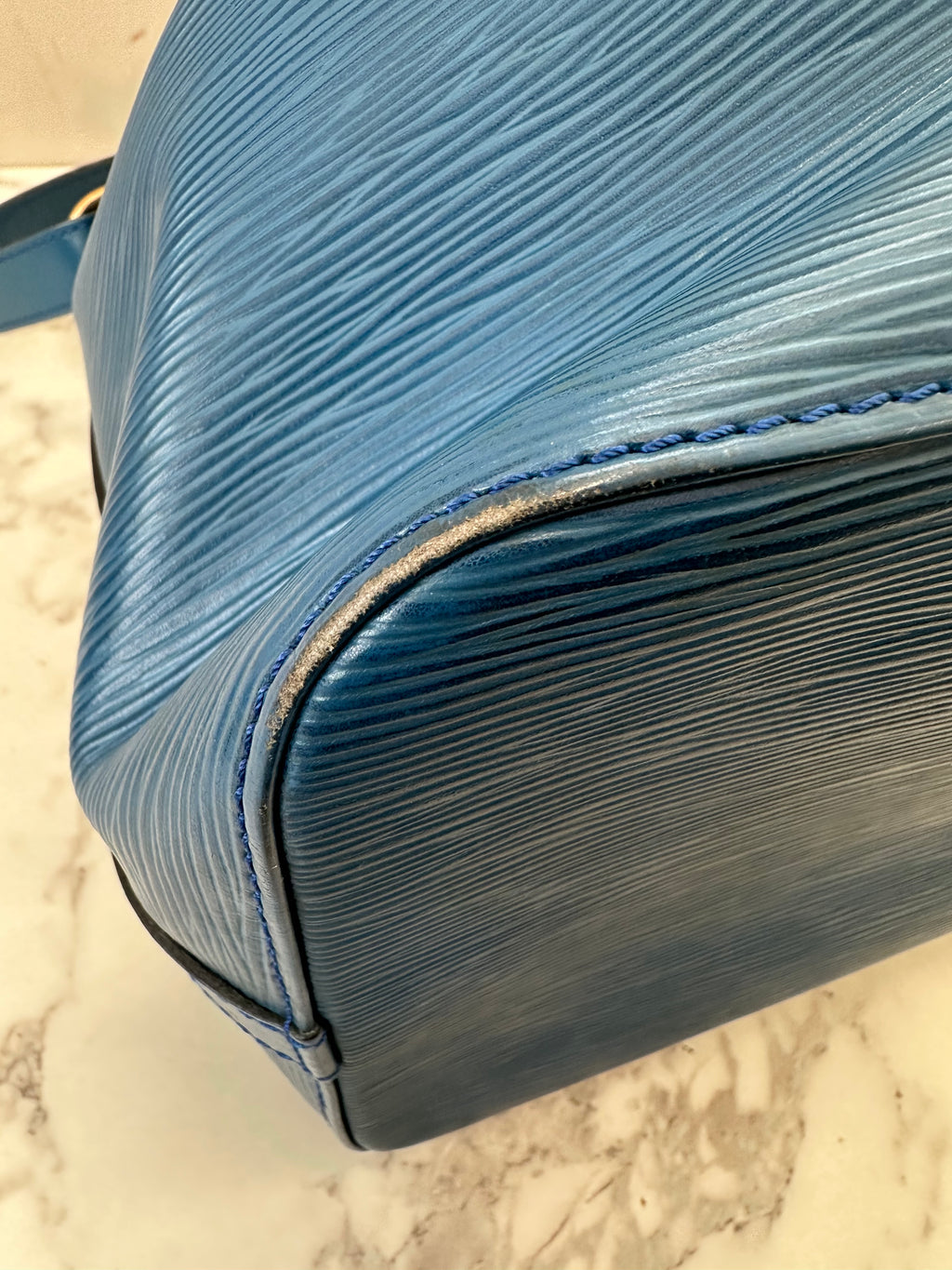 Louis Vuitton Petite Noé Blue Epi