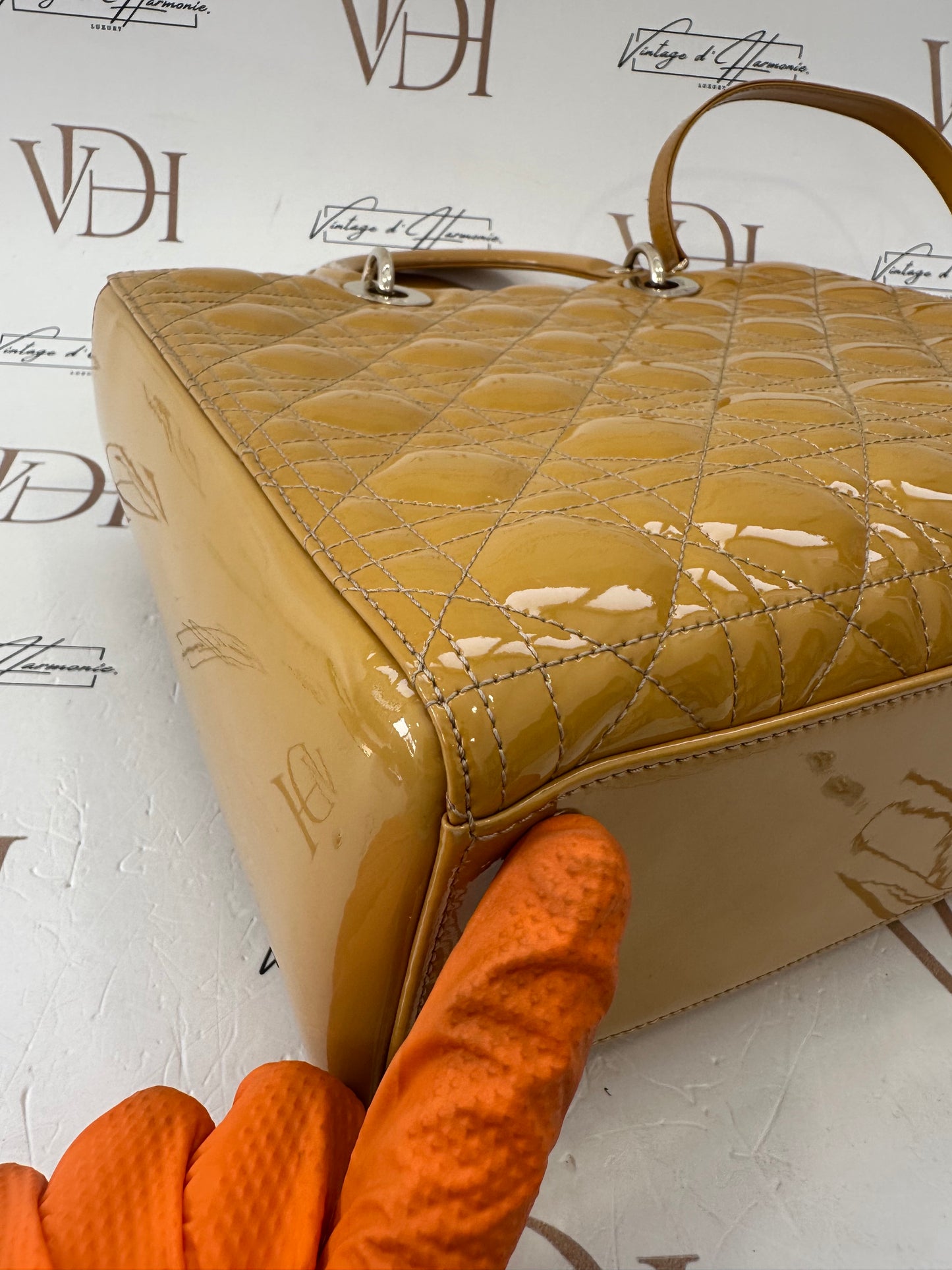 382638 - Dior Lady