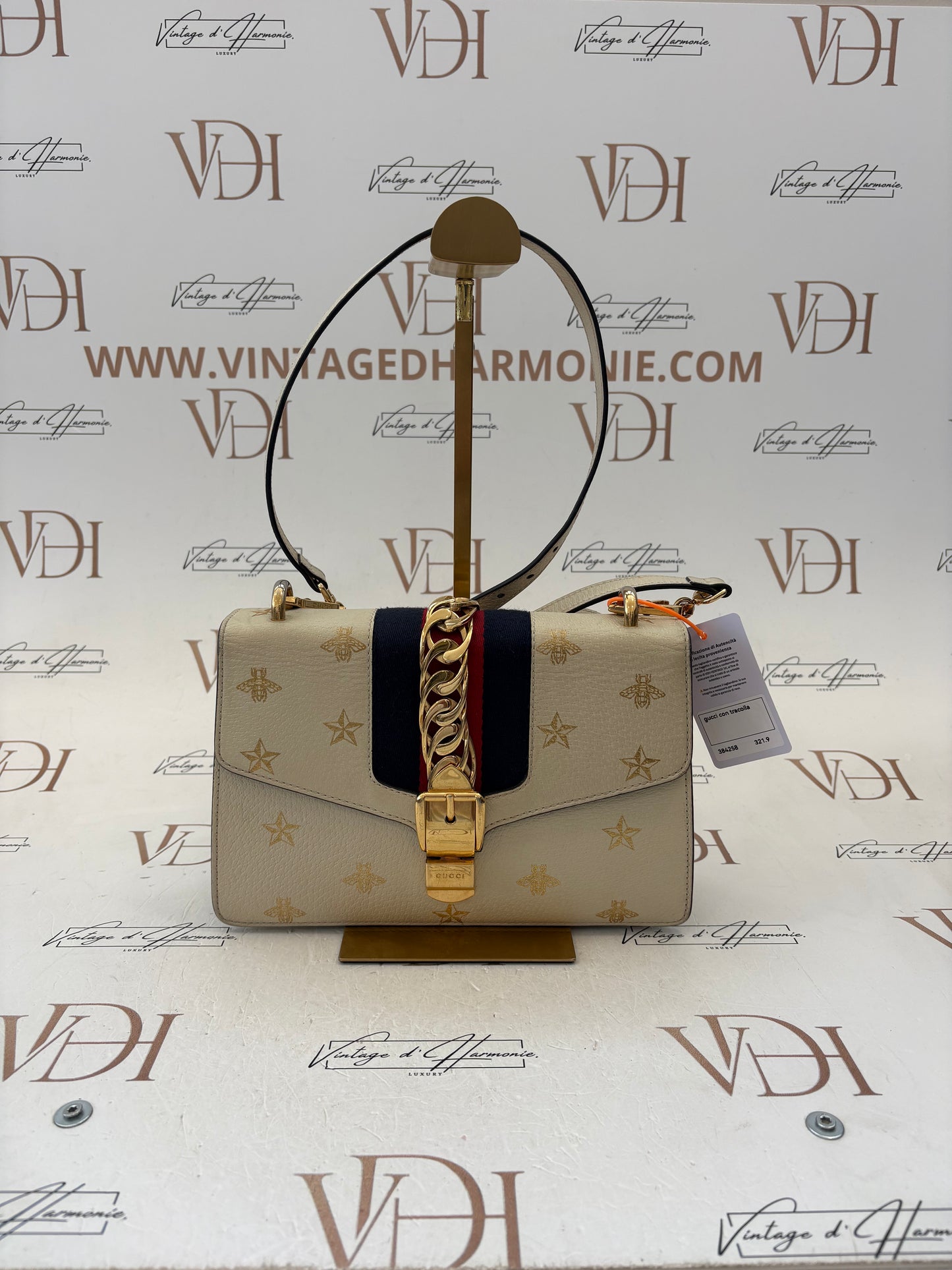 384258 - Gucci