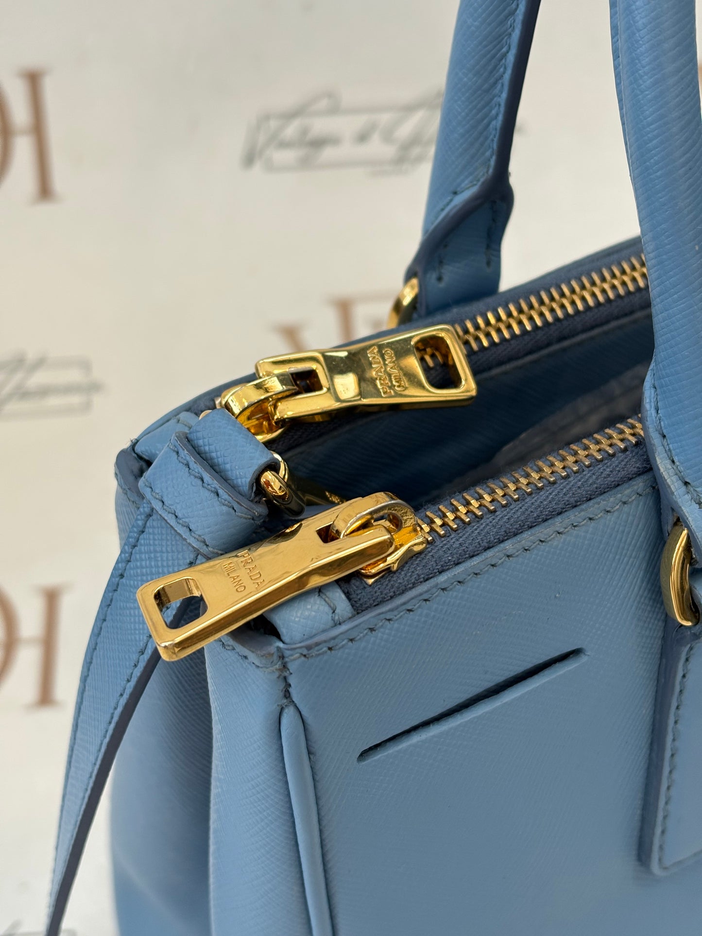 201619 - Prada Galleria Blue