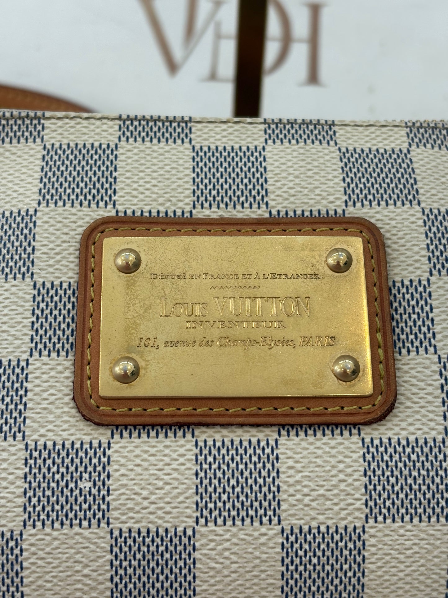 201424 - Louis Vuitton Eva