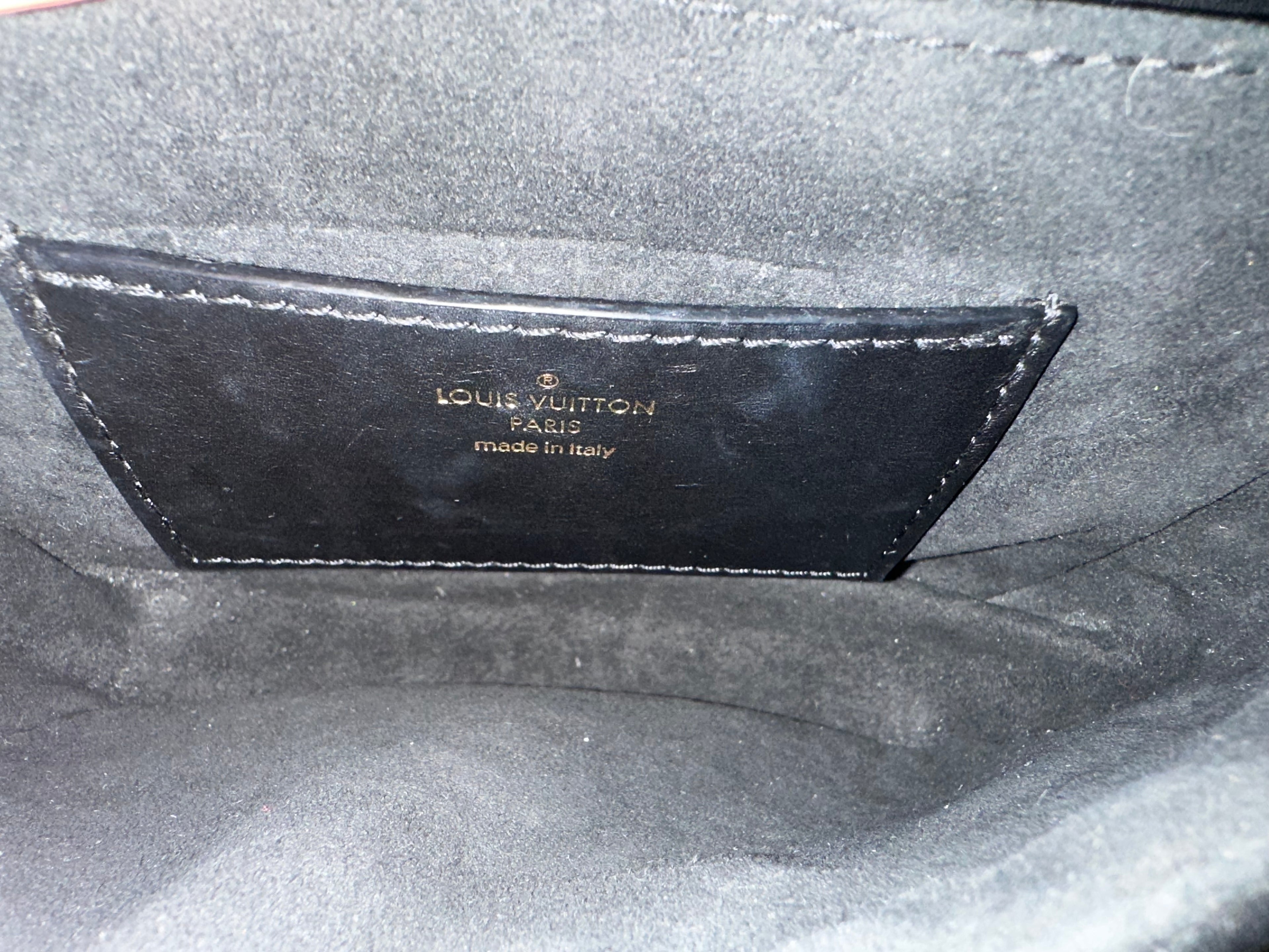 Louis Vuitton Multipochette Black