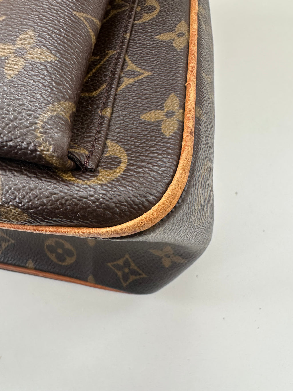 Louis Vuitton Multipli Cite