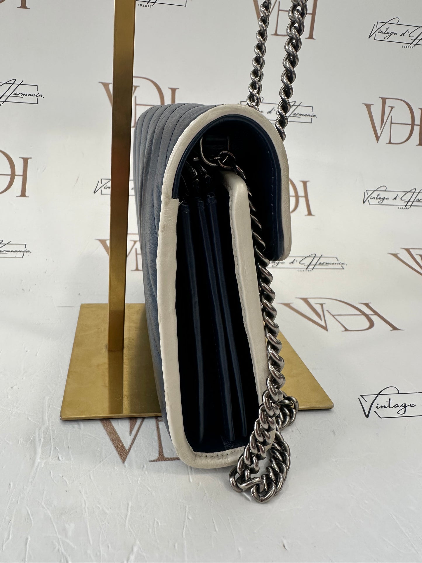 382235 - Gucci Marmont