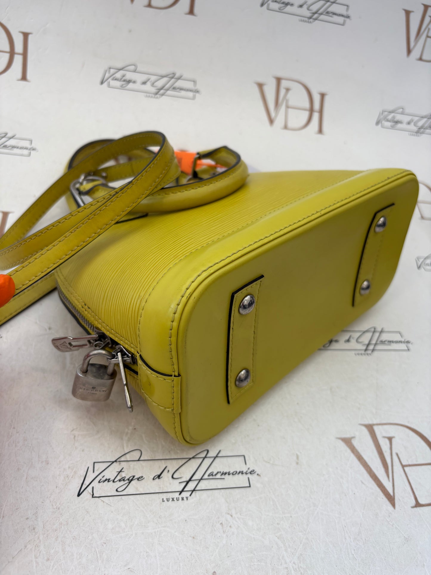 200731 - Louis Vuitton Alma BB