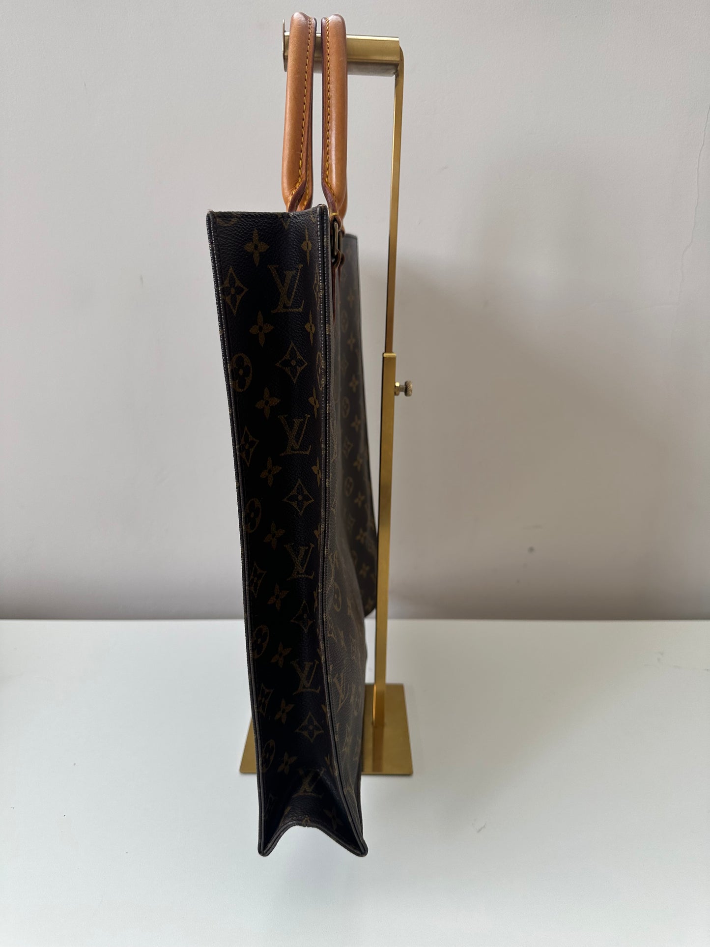 Louis Vuitton Sac Plat