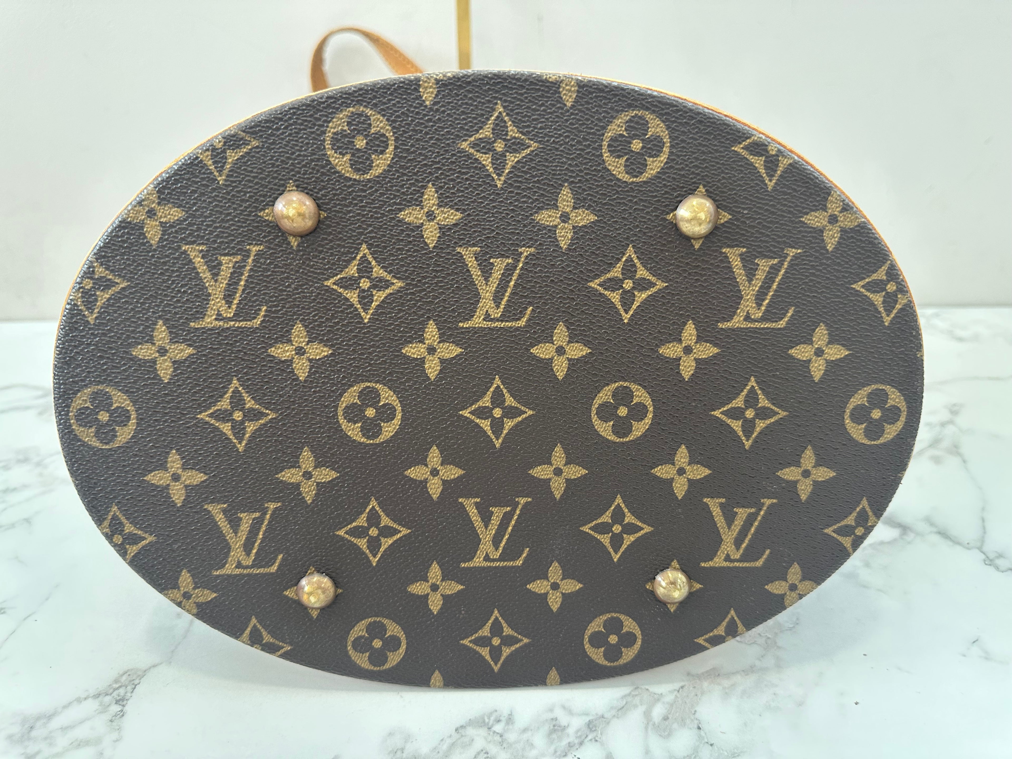 Louis Vuitton Bucket GM