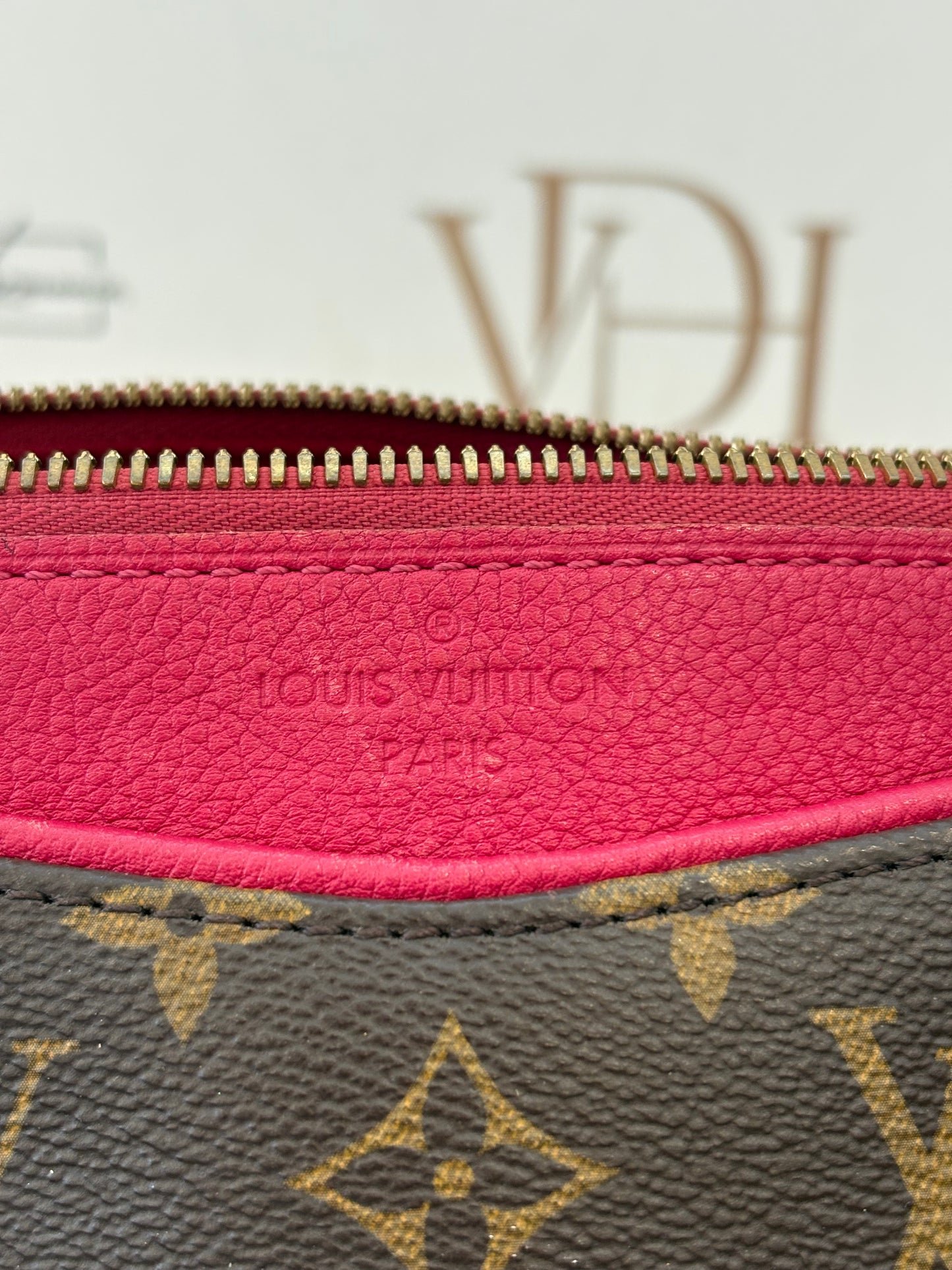 201673 - Louis Vuitton Pallas
